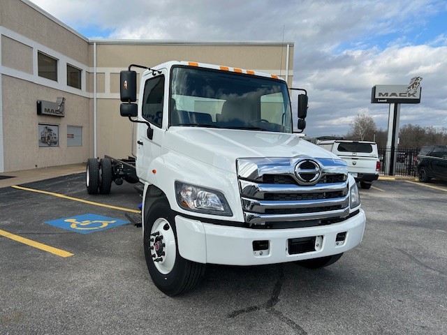 2025 Hino L6 - image 4