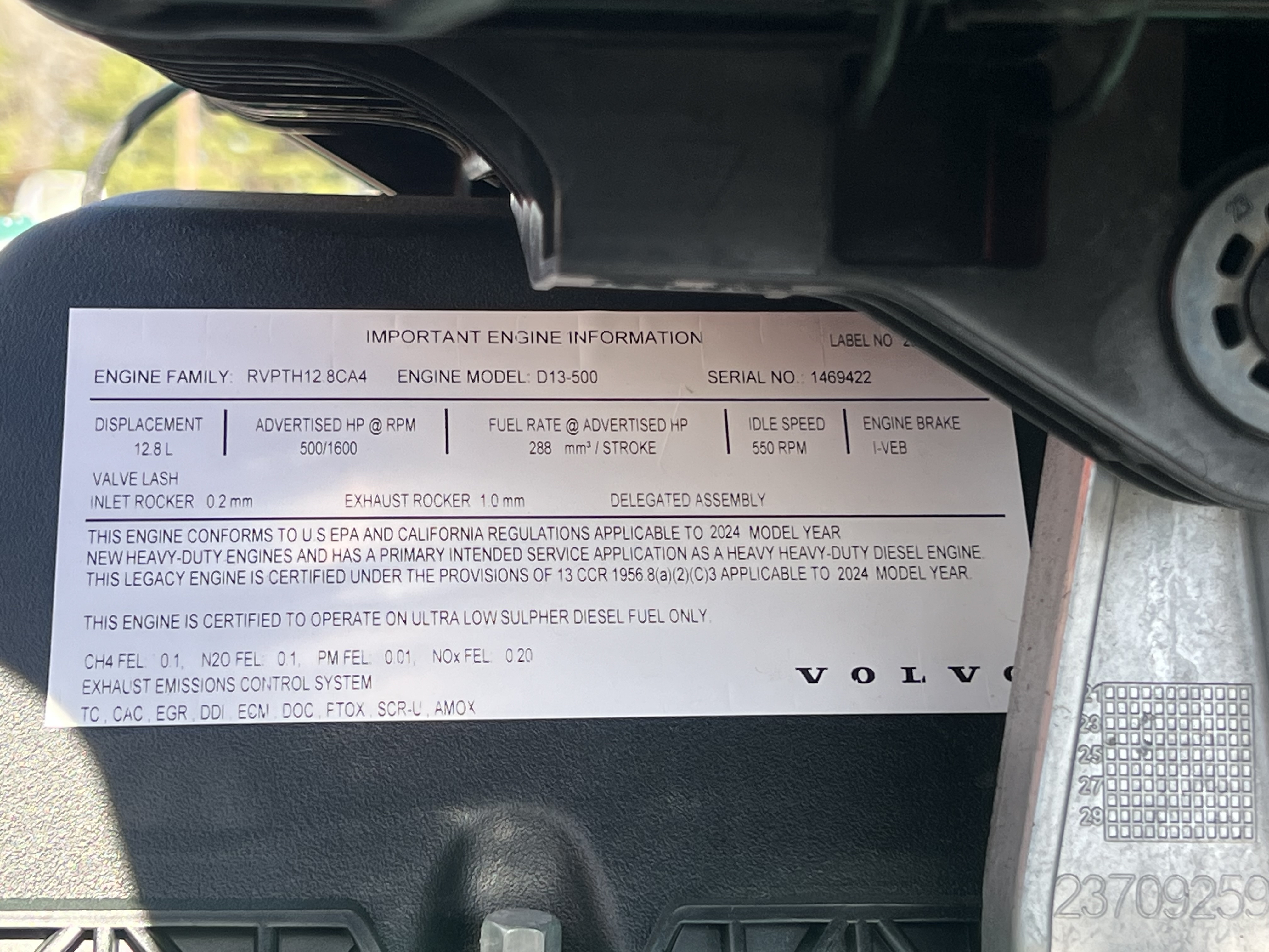 2025 Volvo - image 21