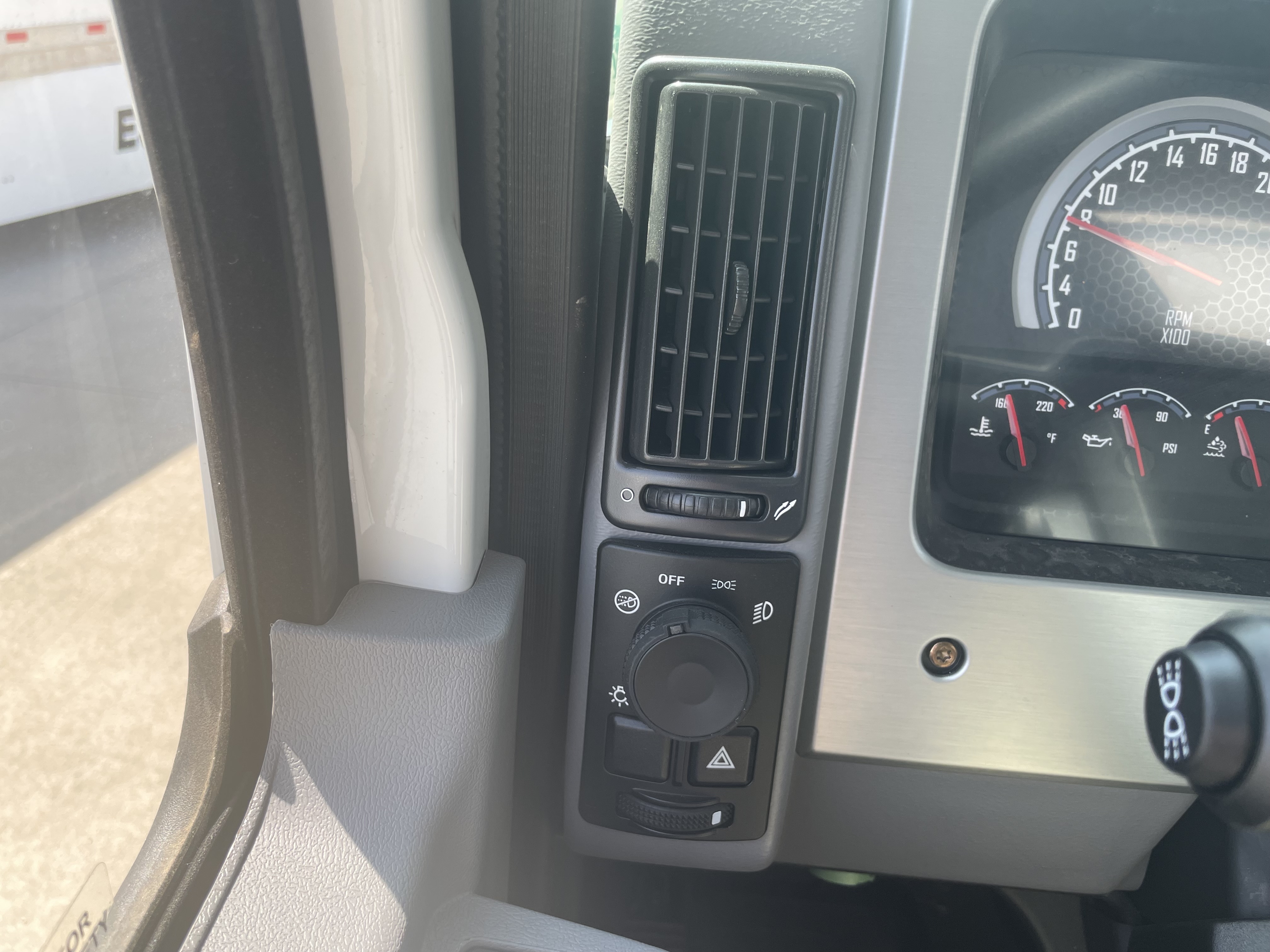 2026 Mack - image 18