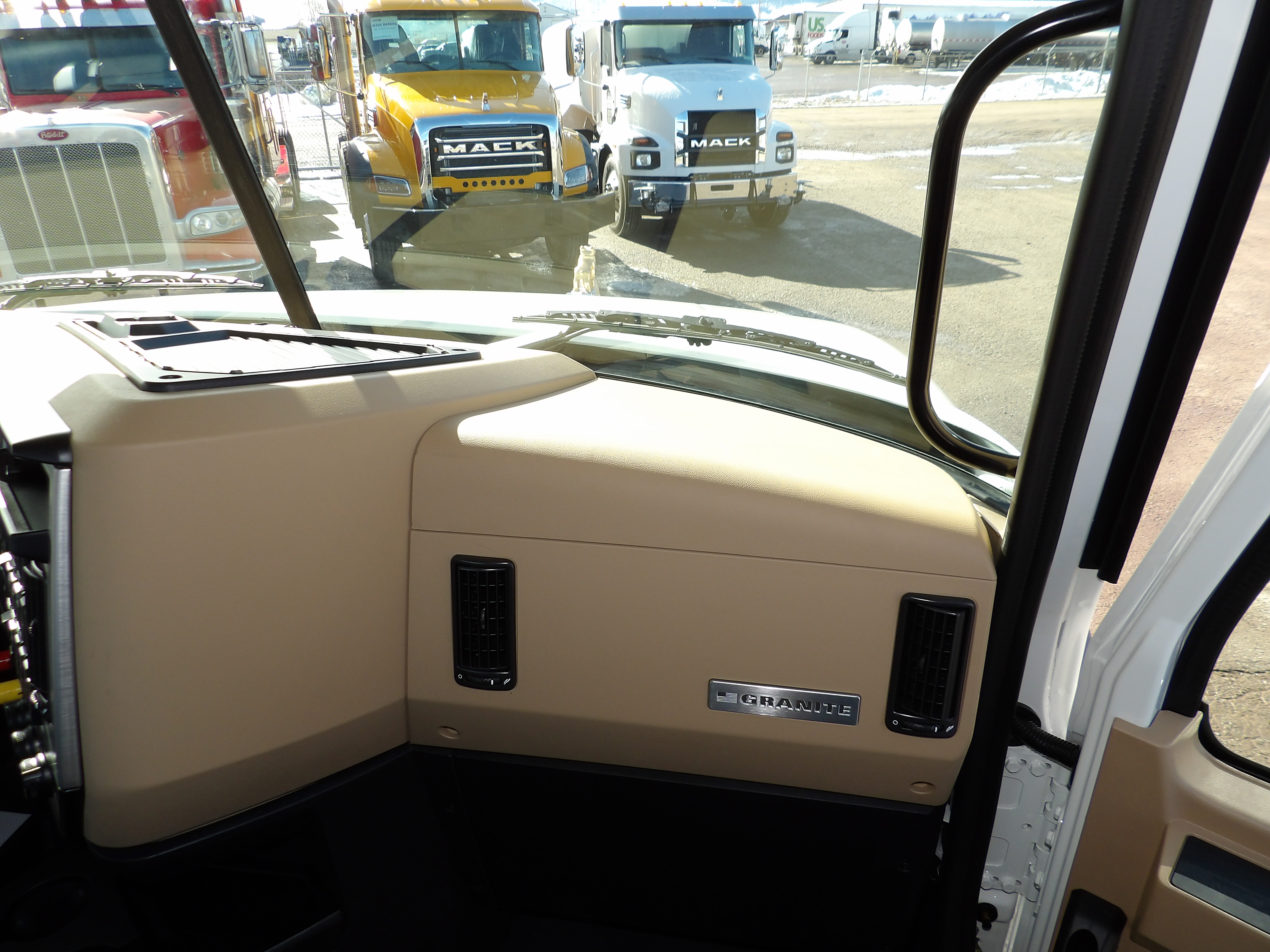 2025 Mack - image 22