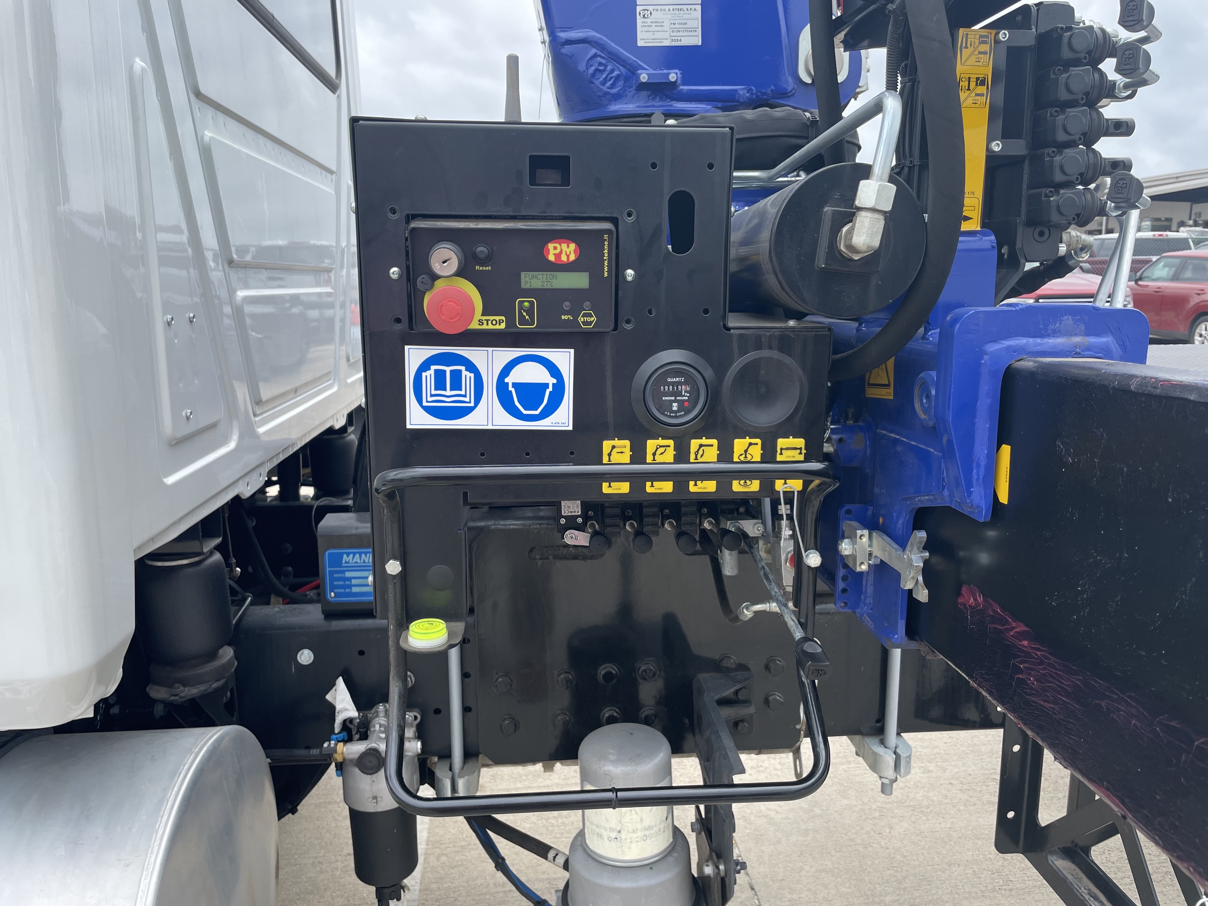 2025 Mack - image 12