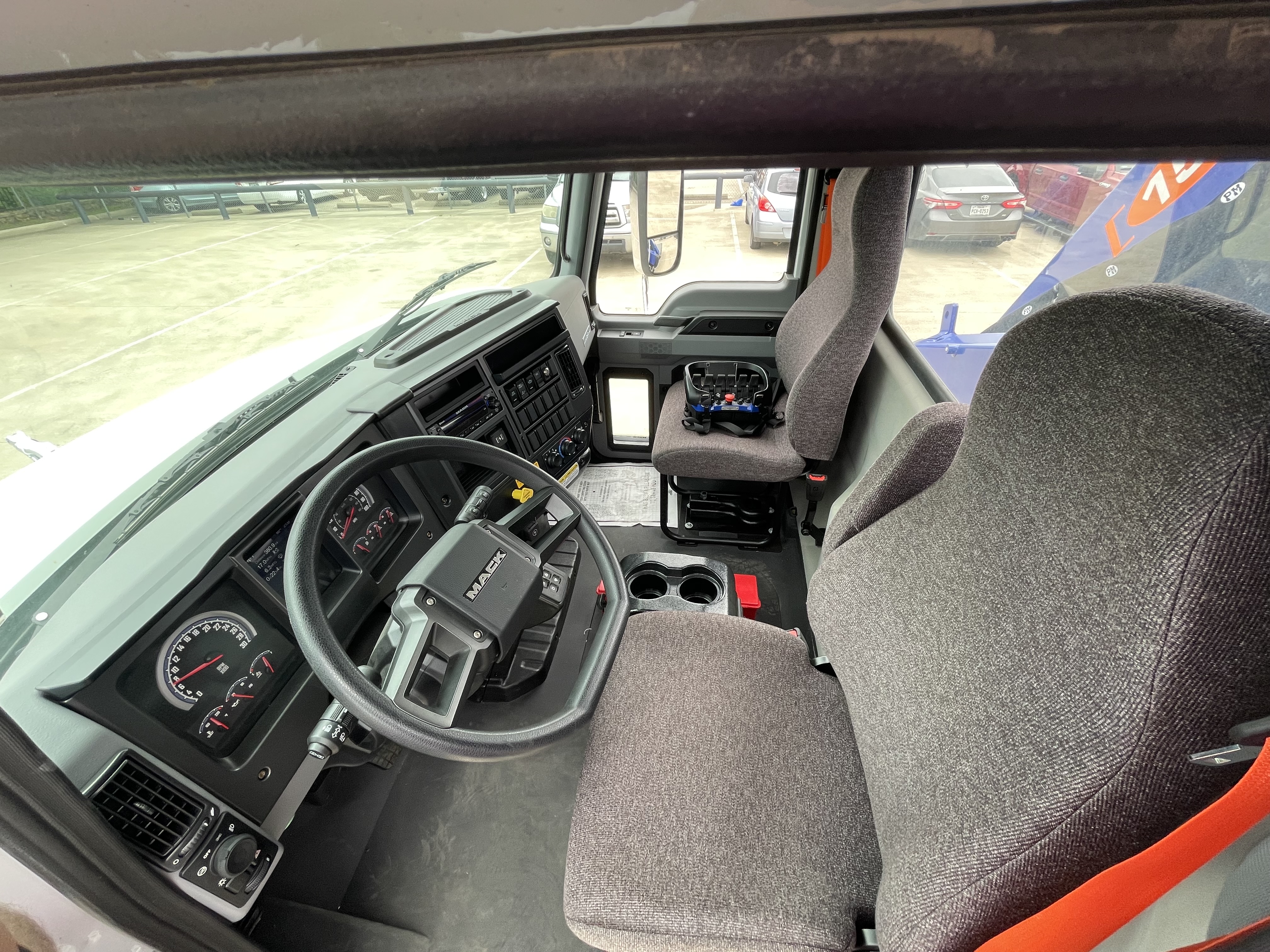 2025 Mack - image 21