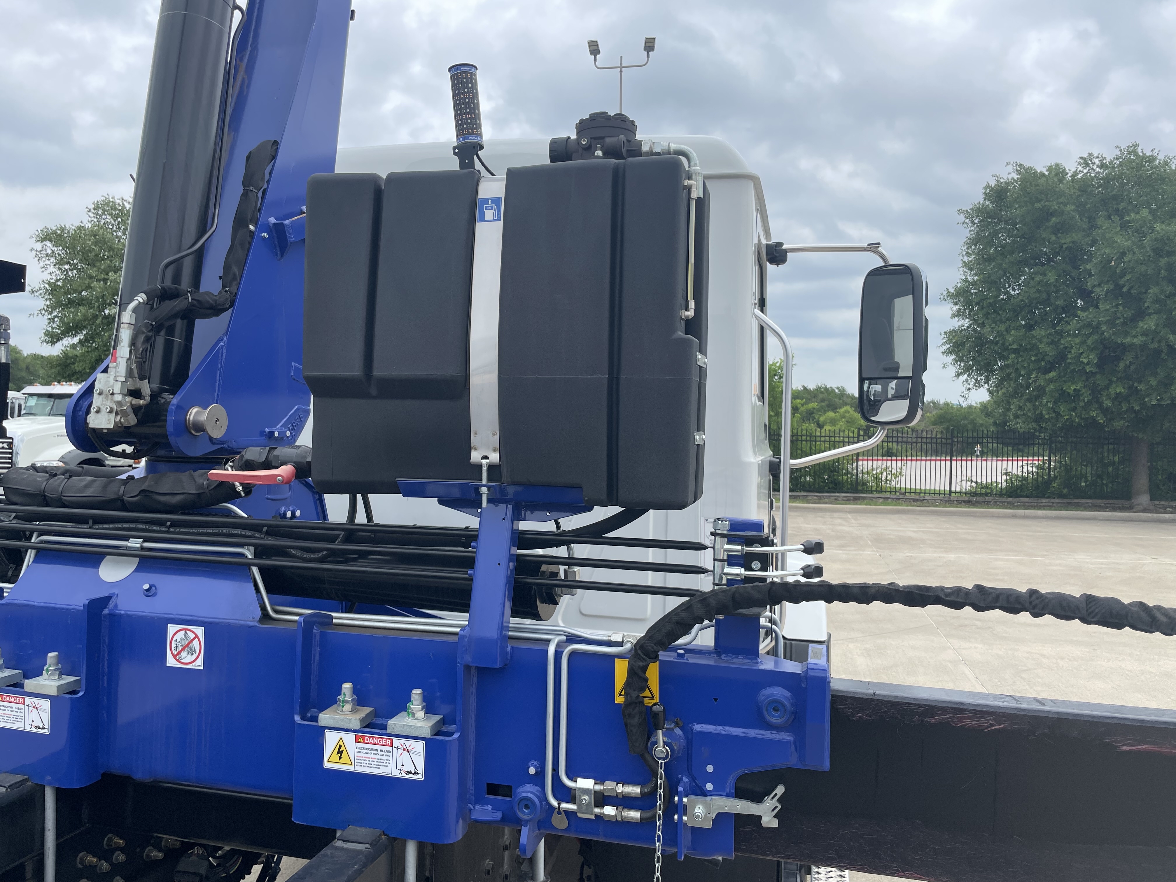 2025 Mack - image 19