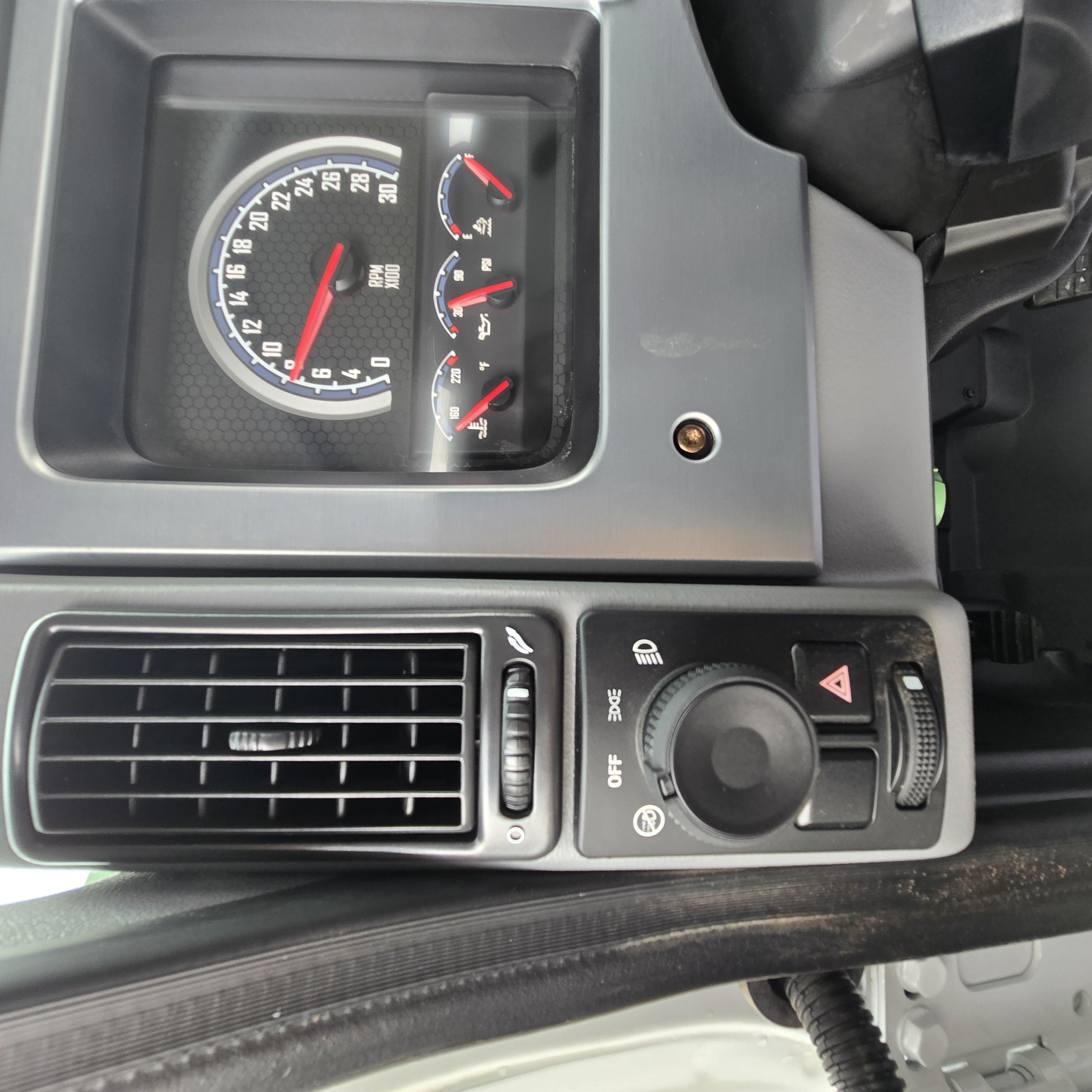 2026 Mack - image 34