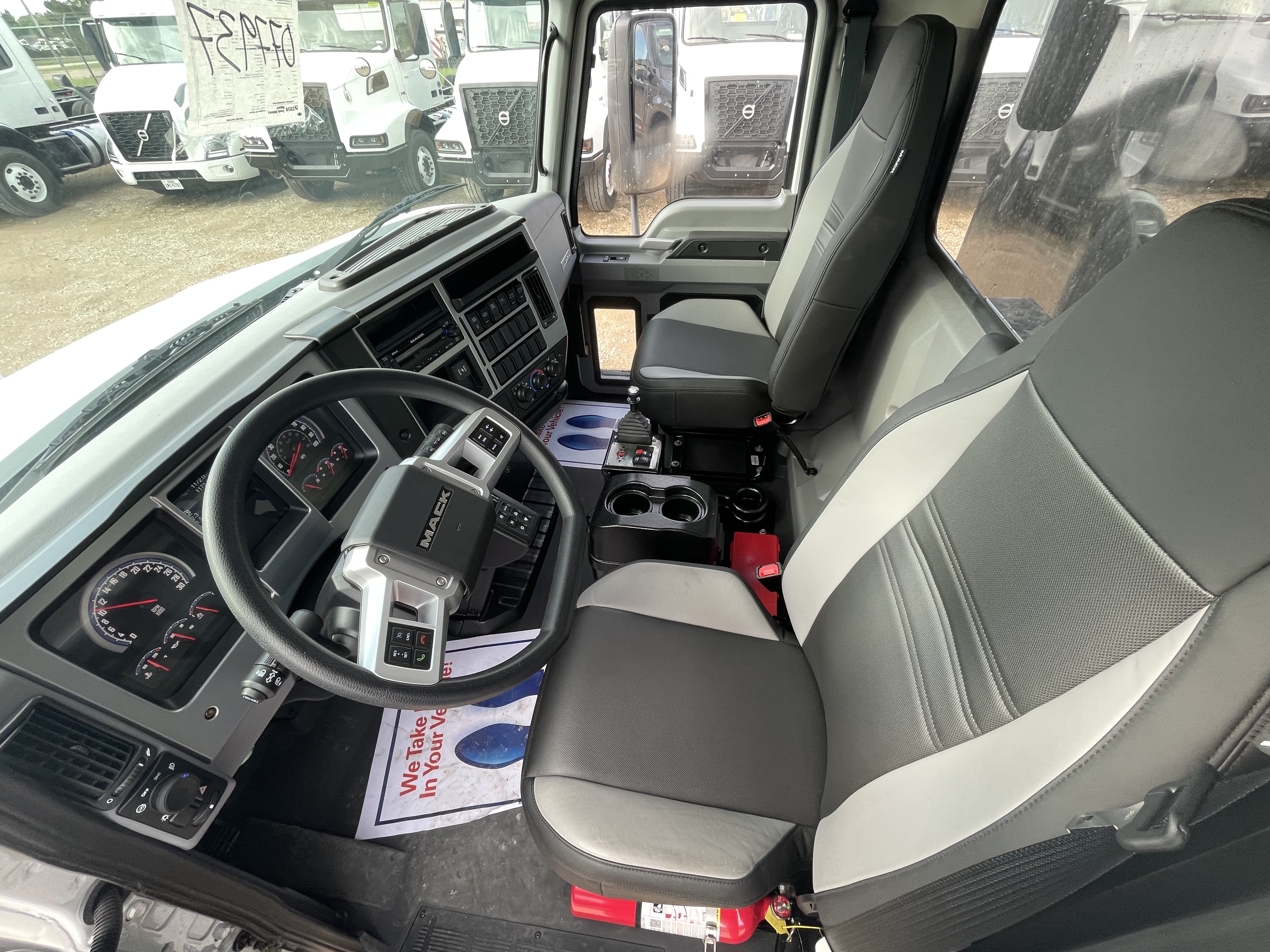 2026 Mack - image 15