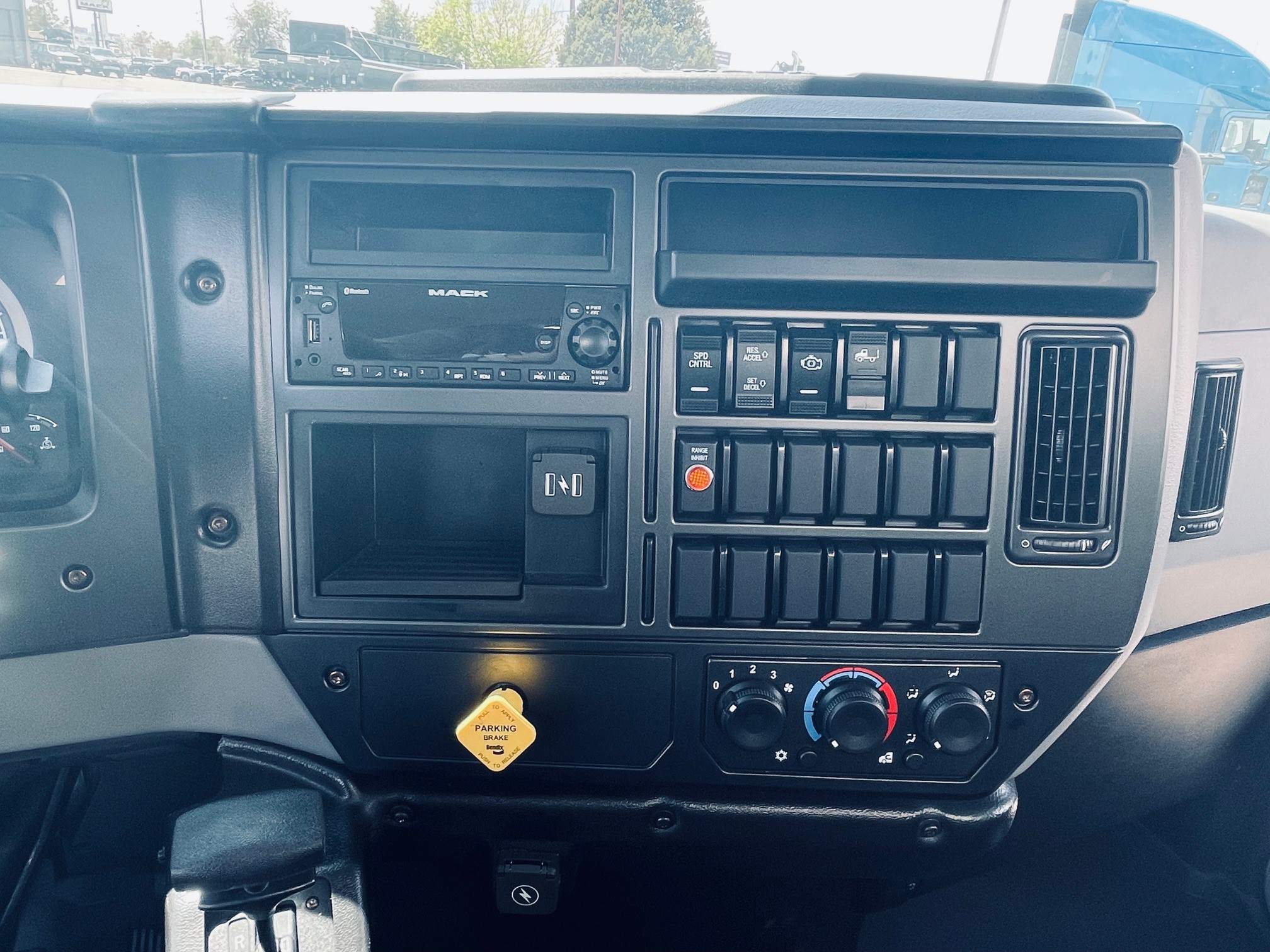 2026 Mack - image 10