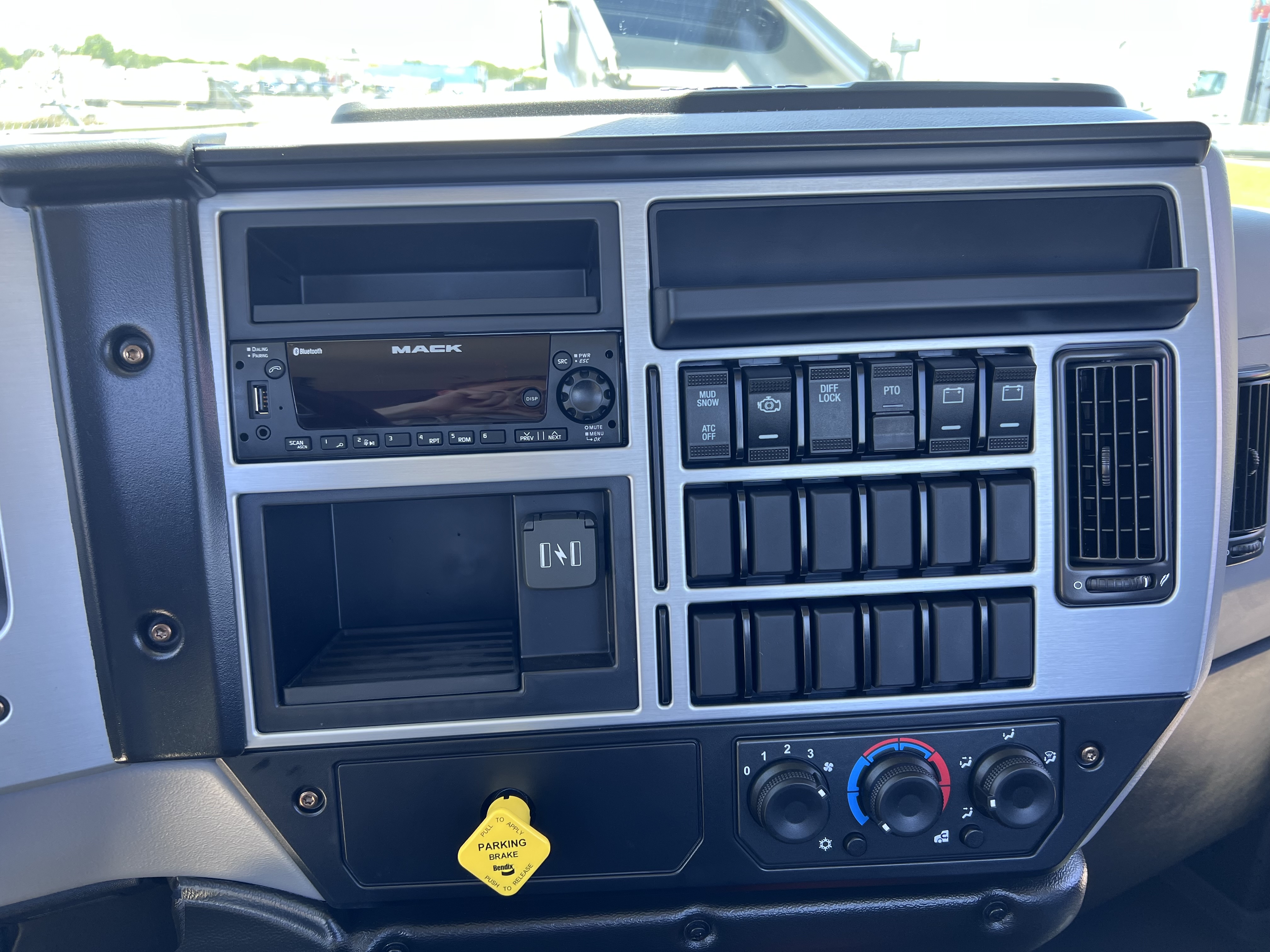 2026 Mack - image 17