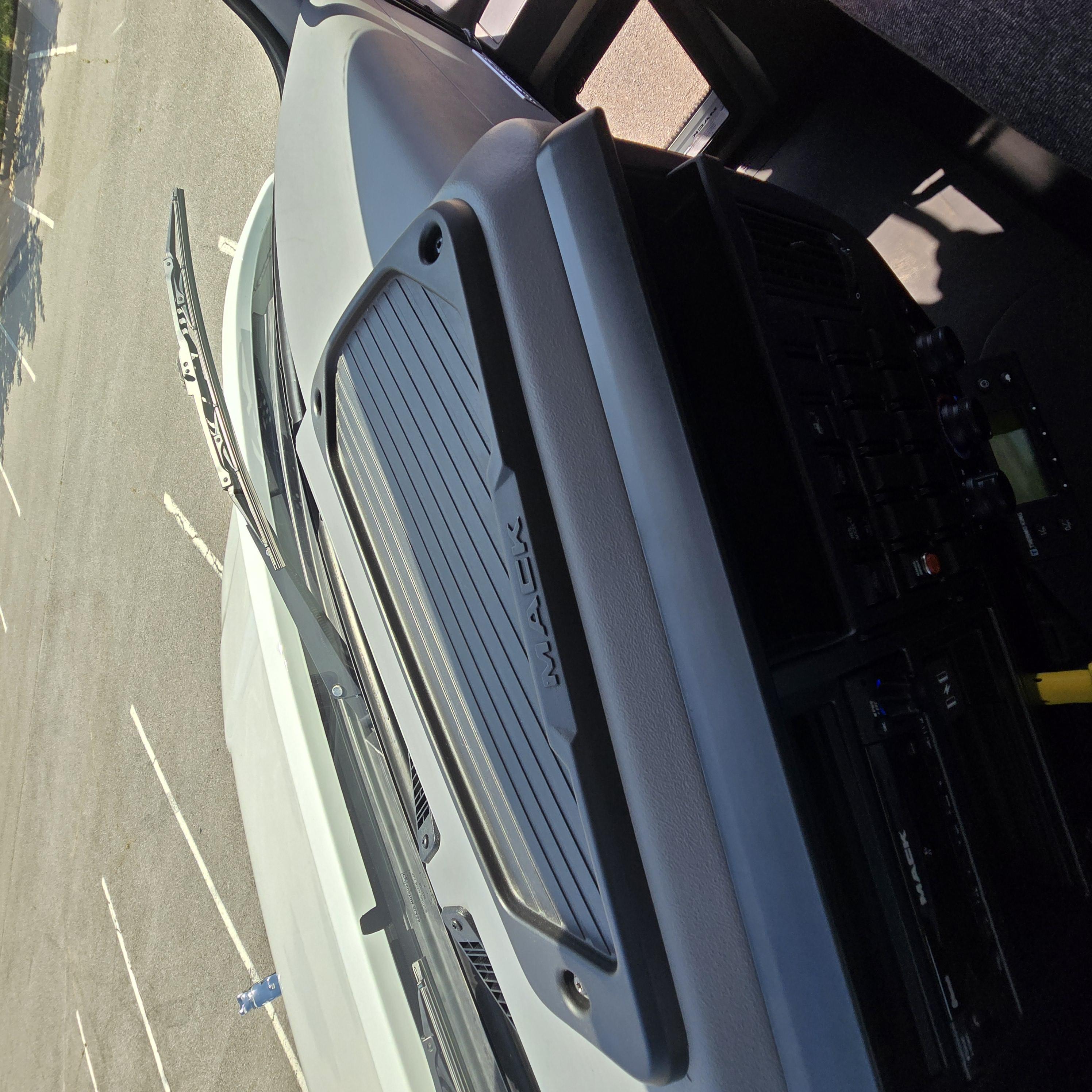 2025 Mack - image 36