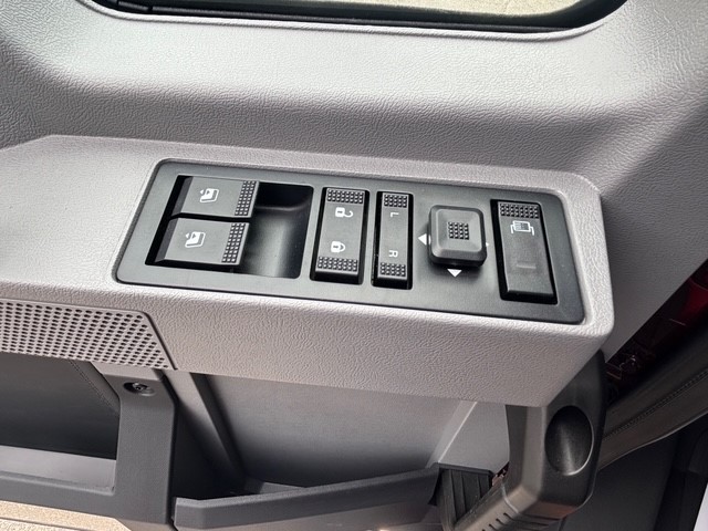 2026 Mack Granite - image 17