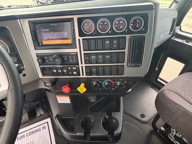 2026 Mack Granite - image 13