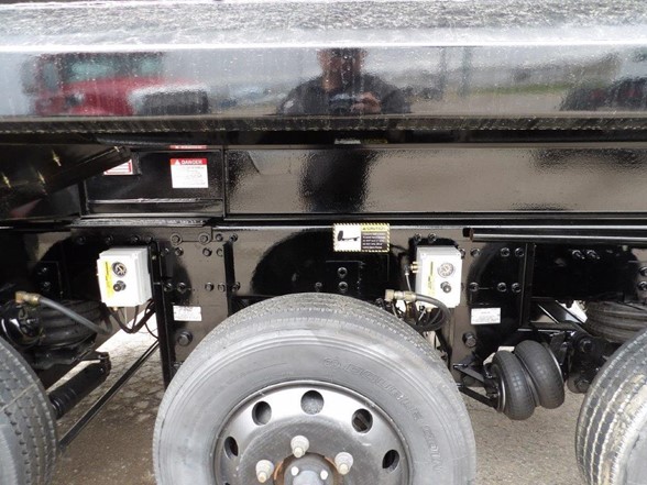 2024 Mack Granite - image 31