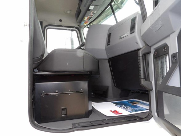 2024 Mack Granite - image 14