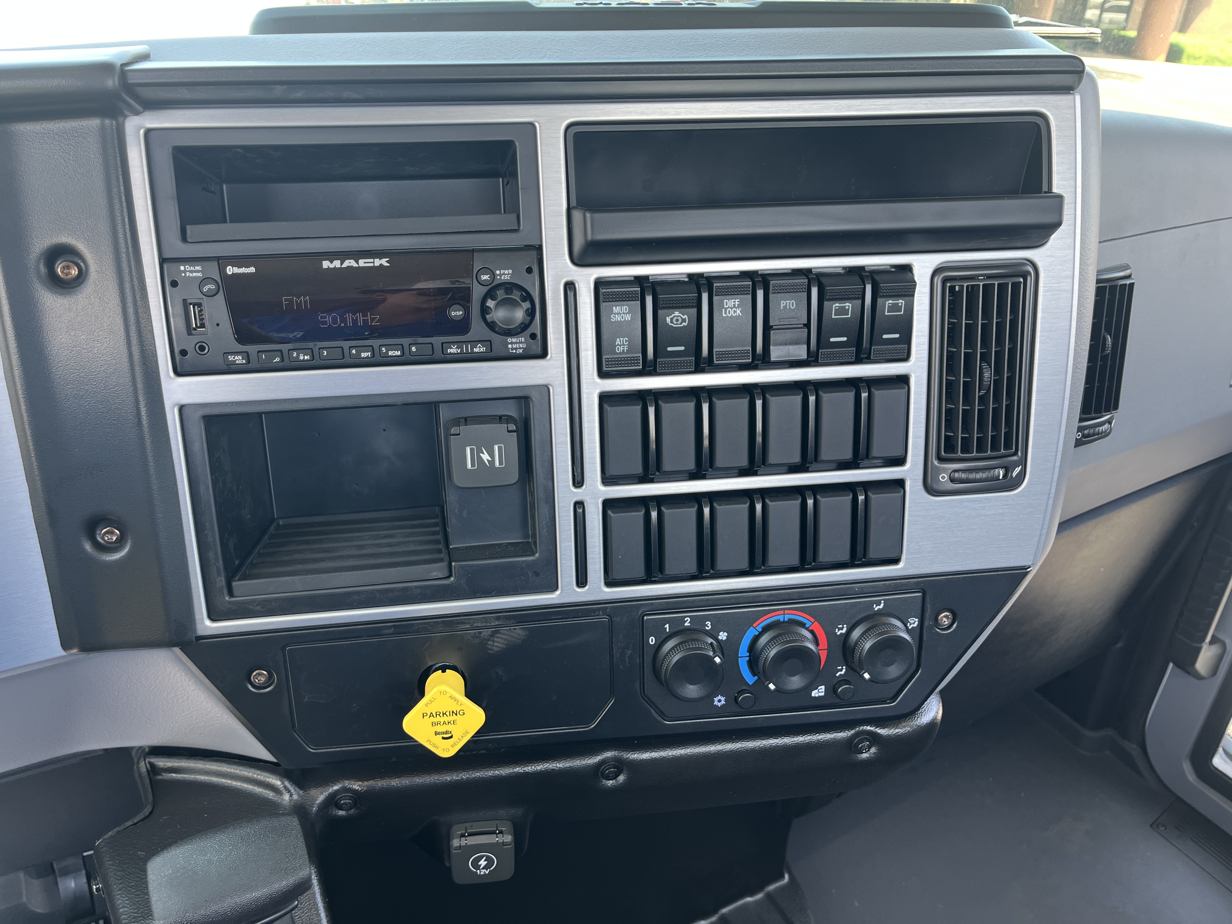 2026 Mack - image 11