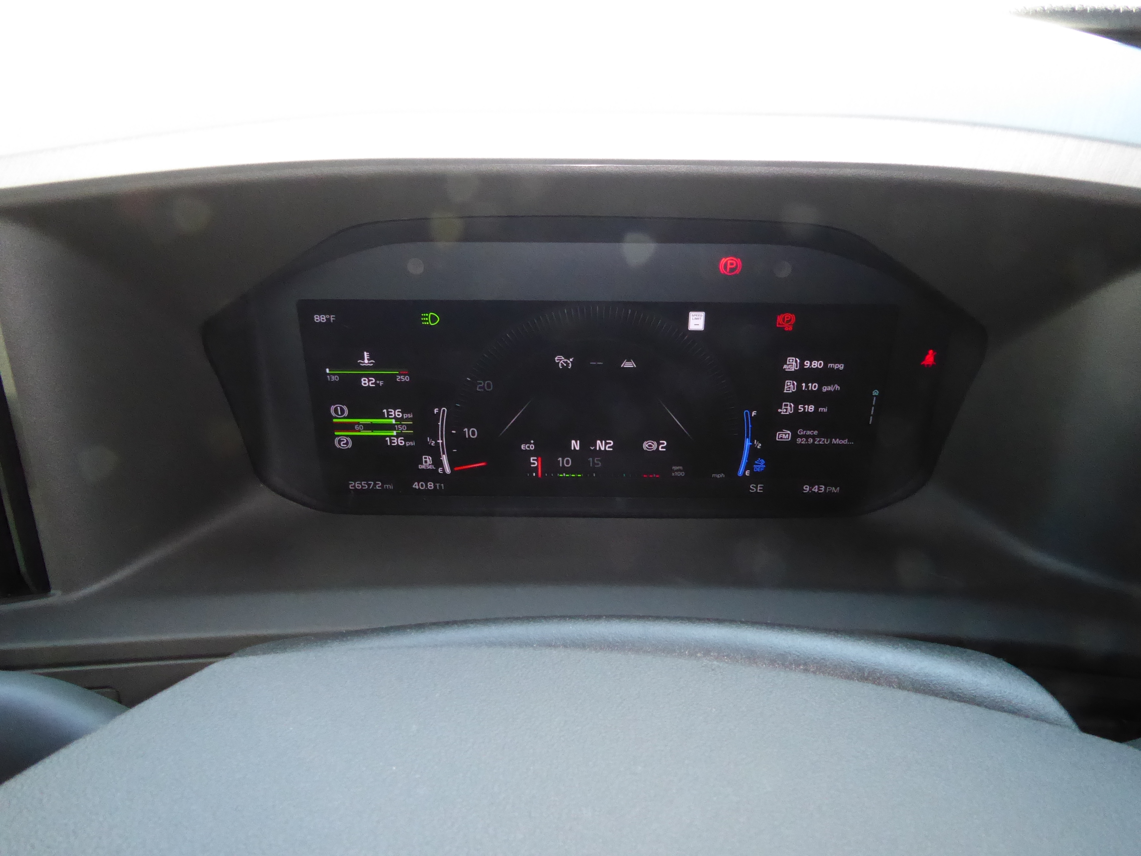 2025 Volvo - image 7