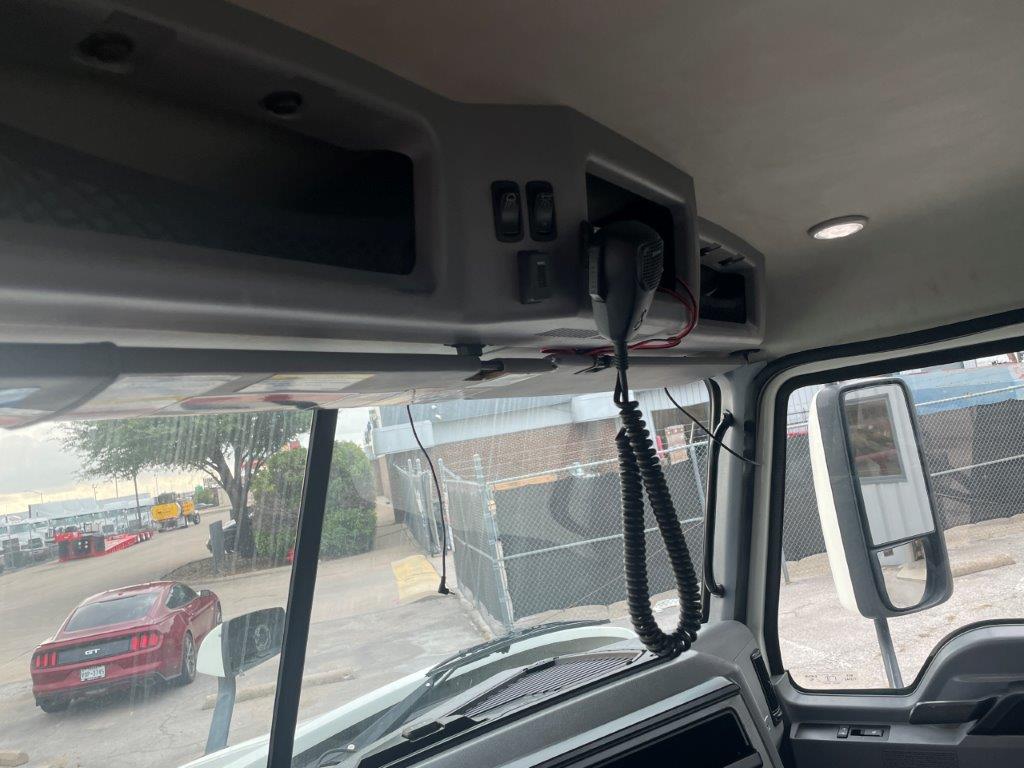 2019 Mack - image 21