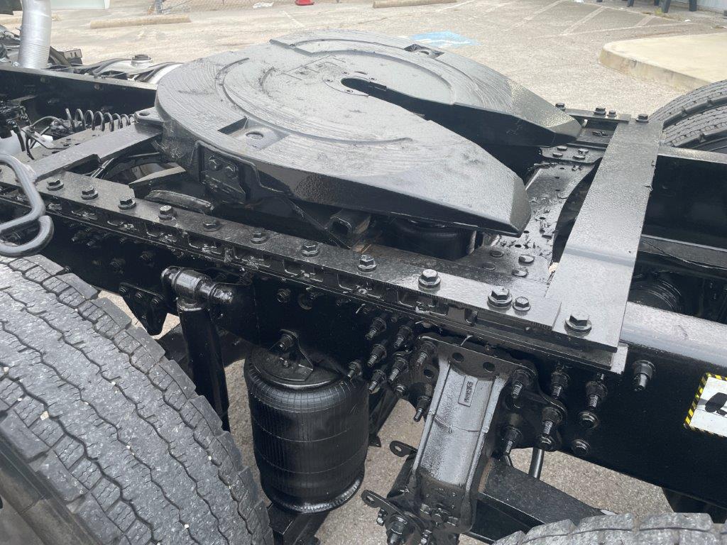 2019 Mack - image 16