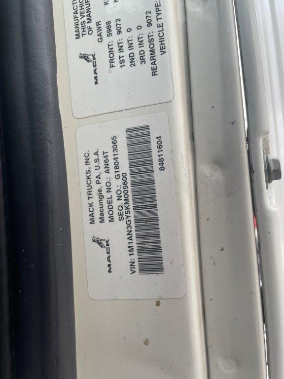 2019 Mack - image 25