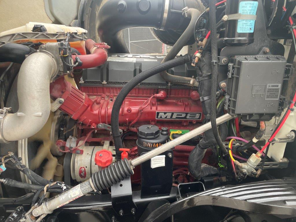 2019 Mack - image 7