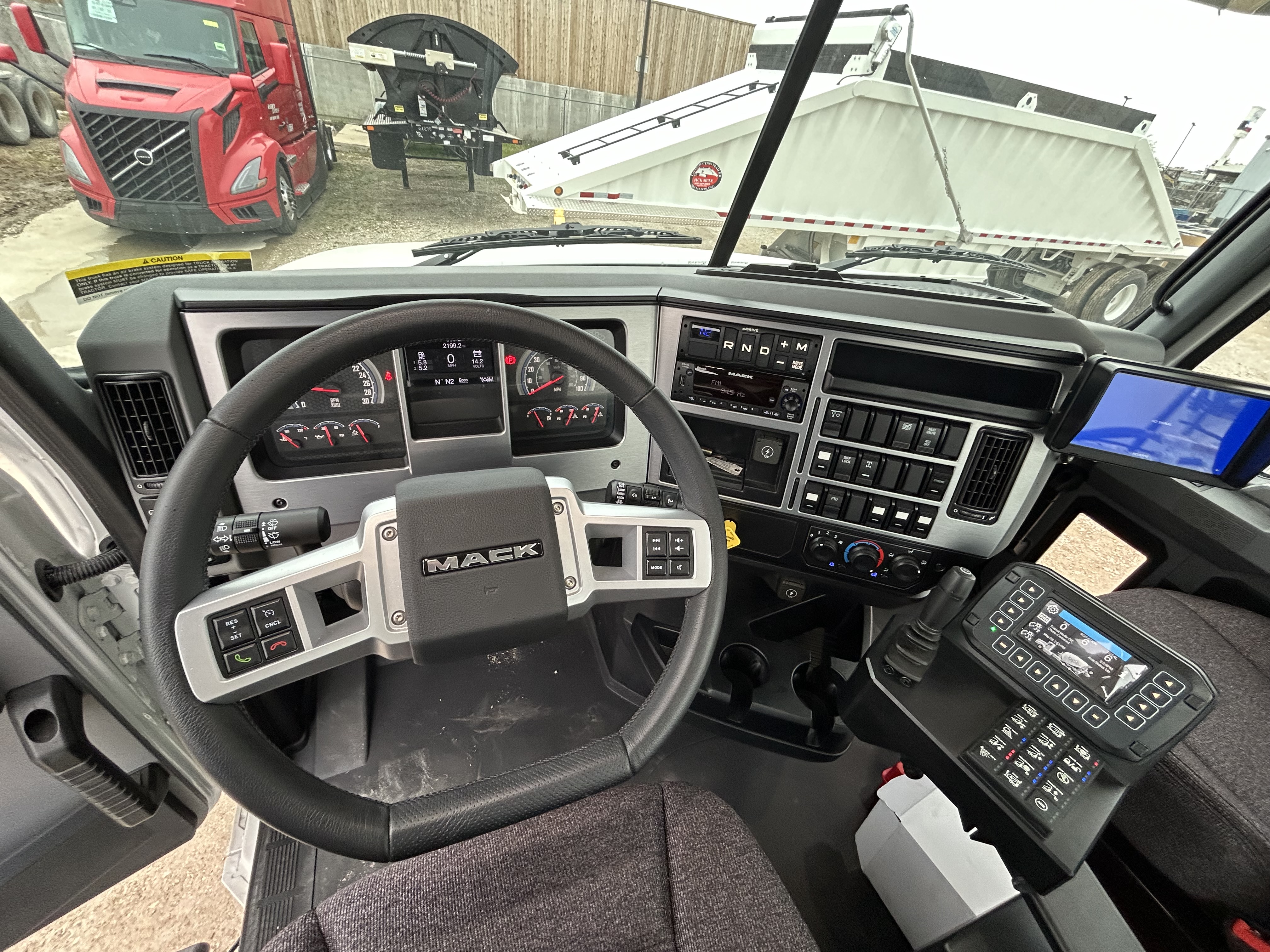 2025 Mack - image 11