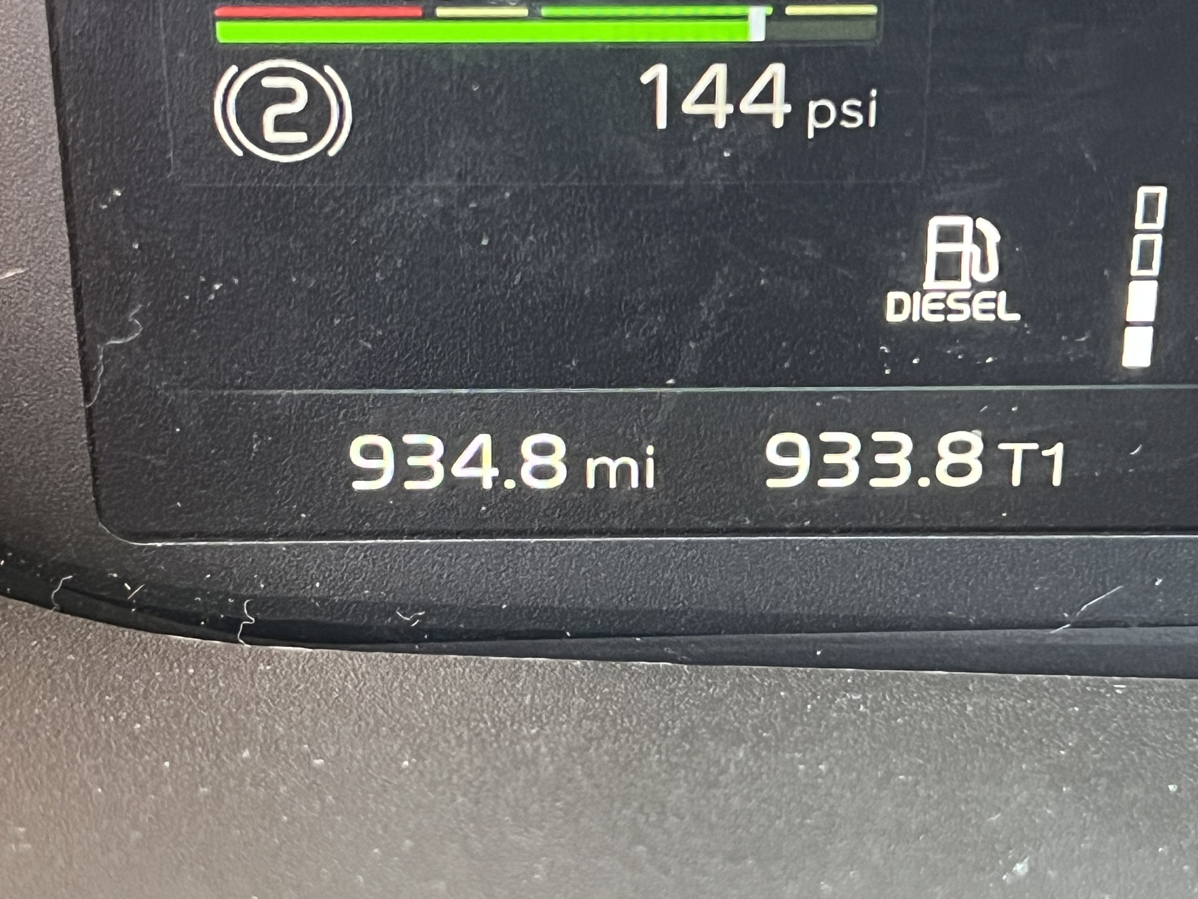 2026 Volvo - image 22