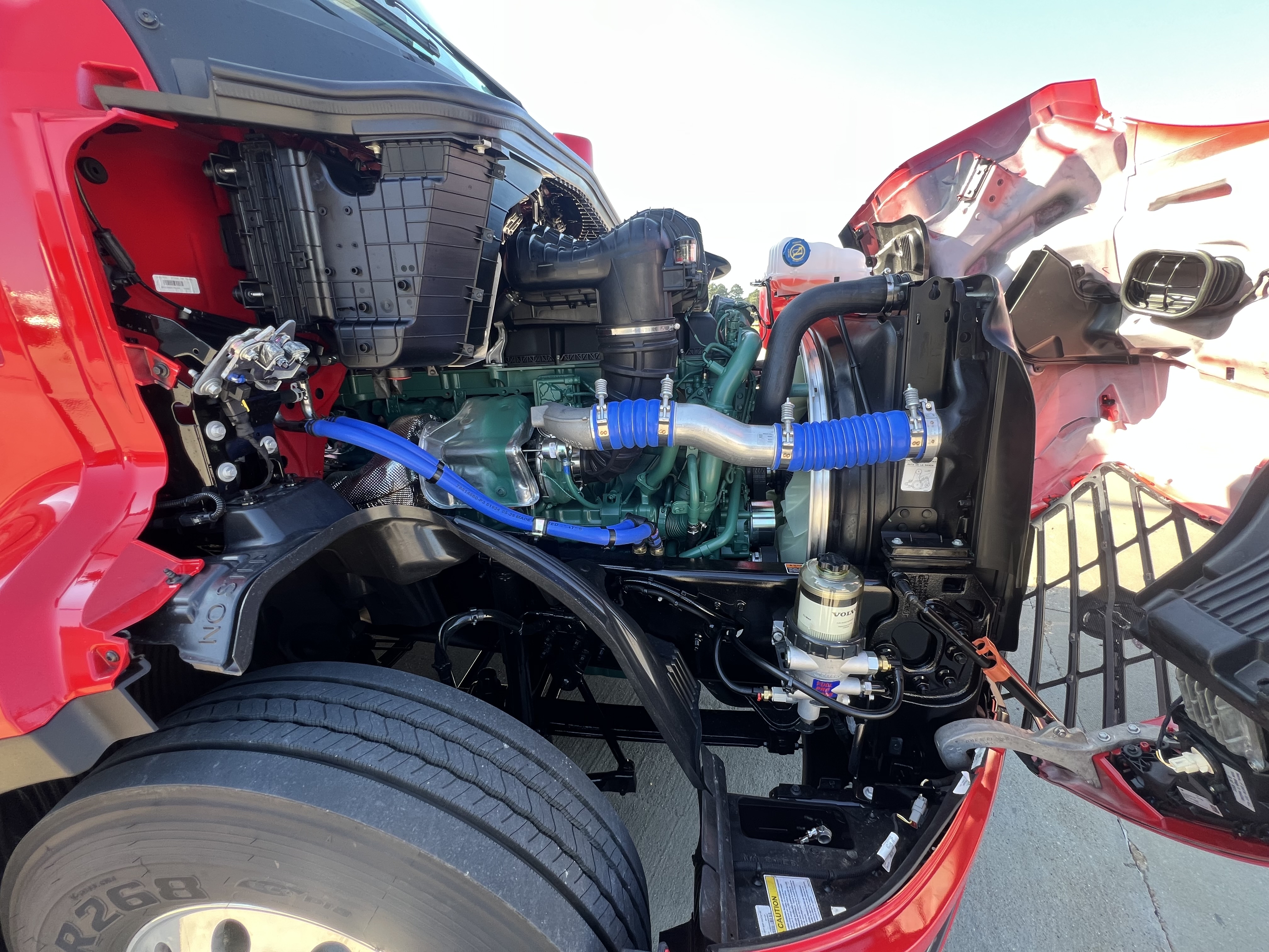 2026 Volvo - image 21