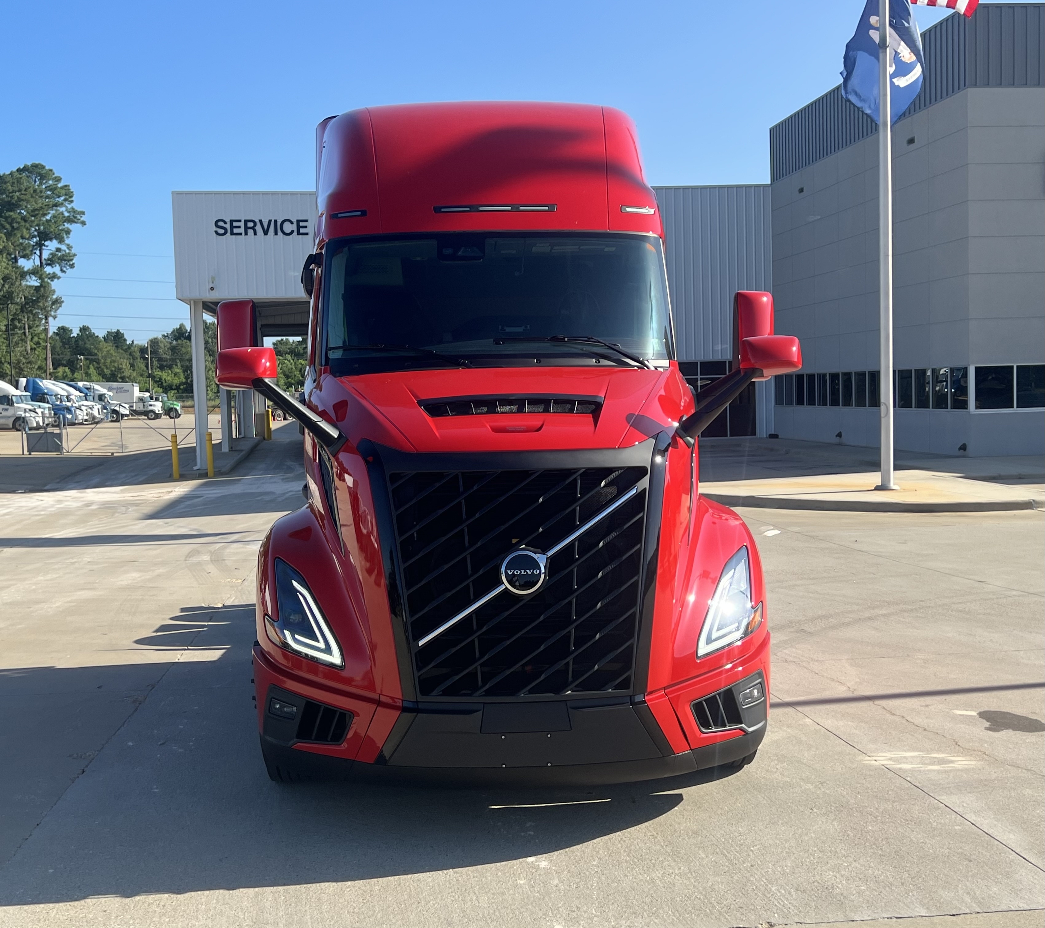 2026 Volvo - image 2