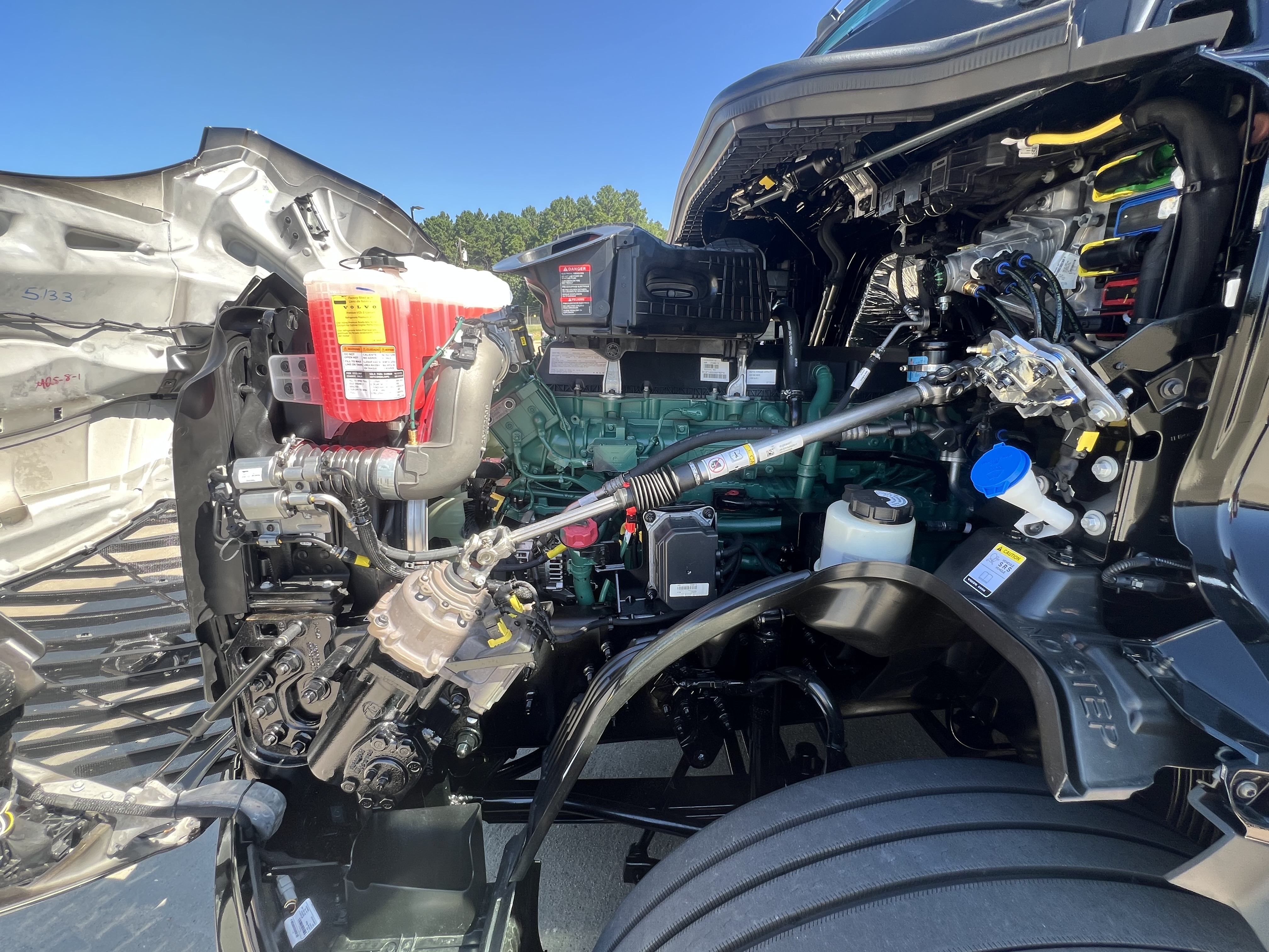 2026 Volvo - image 20