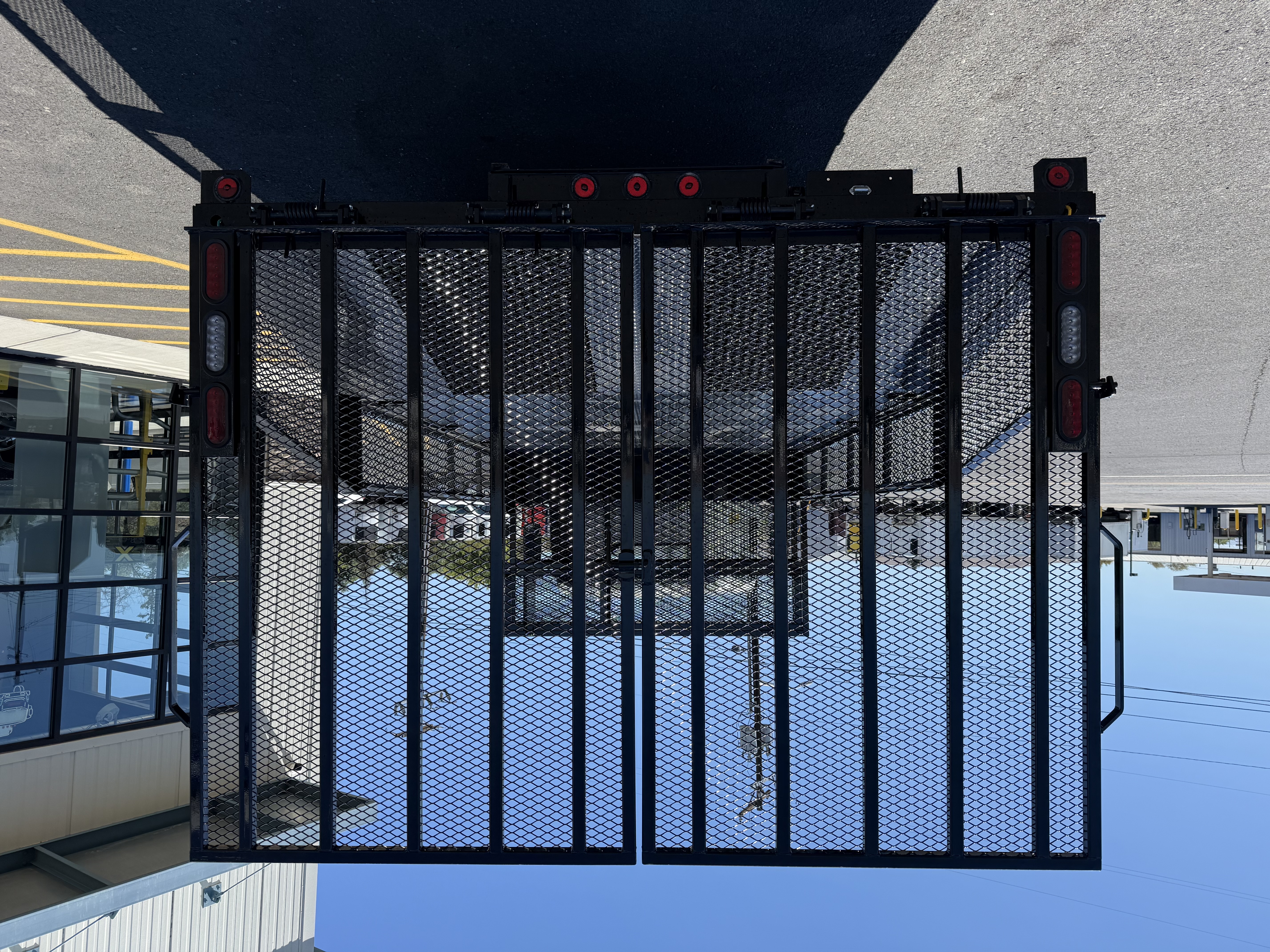 2024 Isuzu NQR - image 5