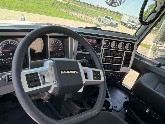 2026 Mack Granite - image 3