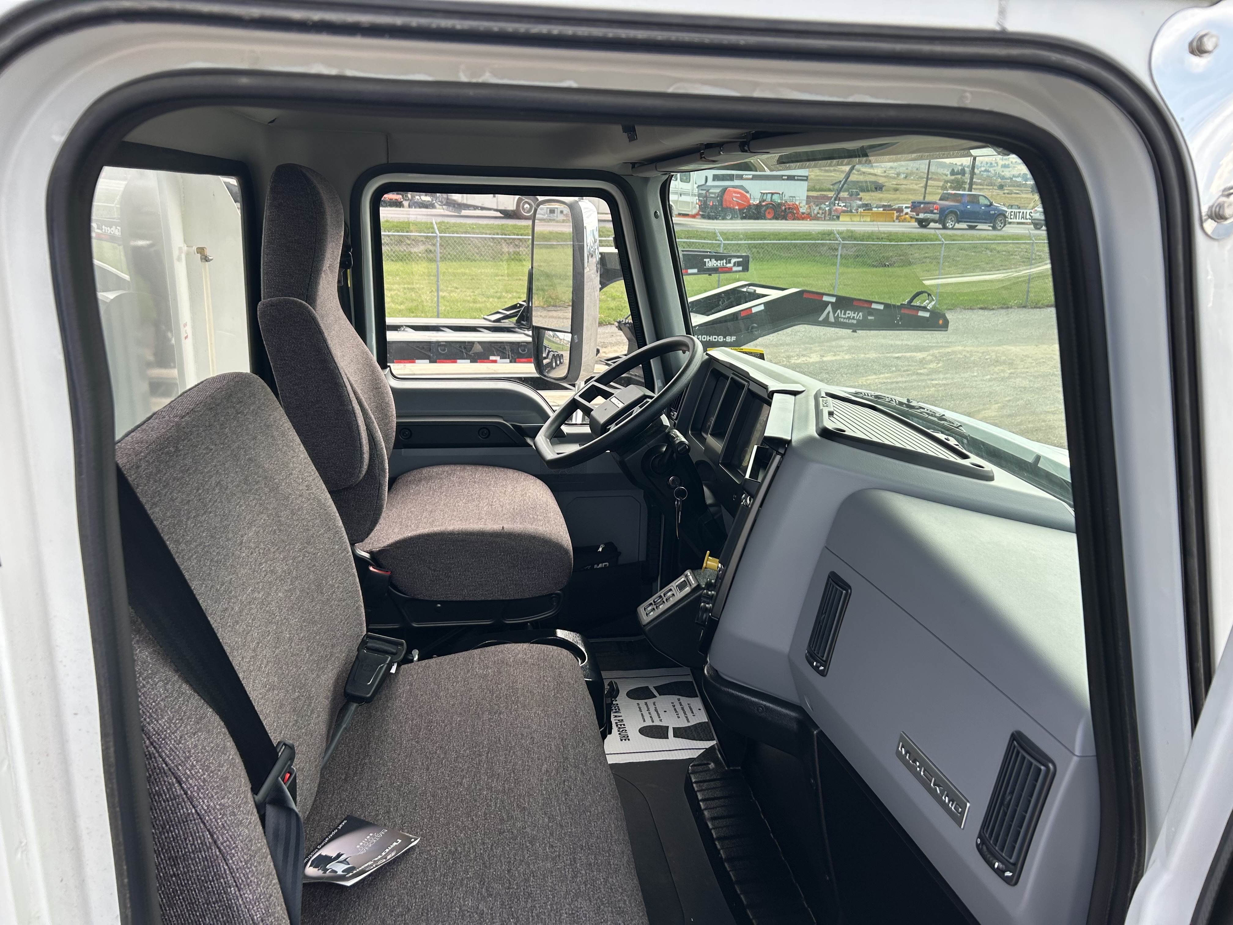 2025 Mack - image 17