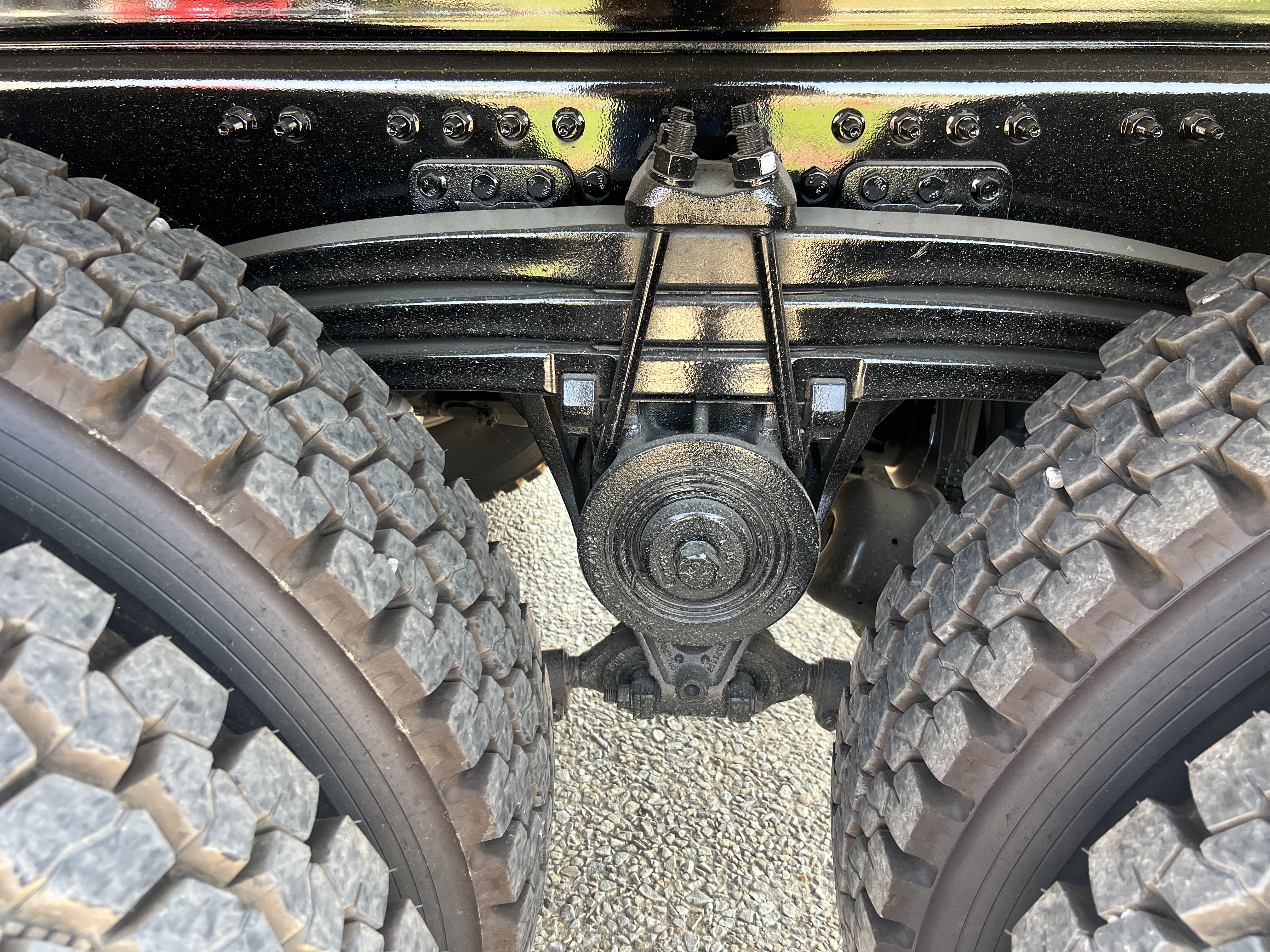 2026 Volvo - image 9