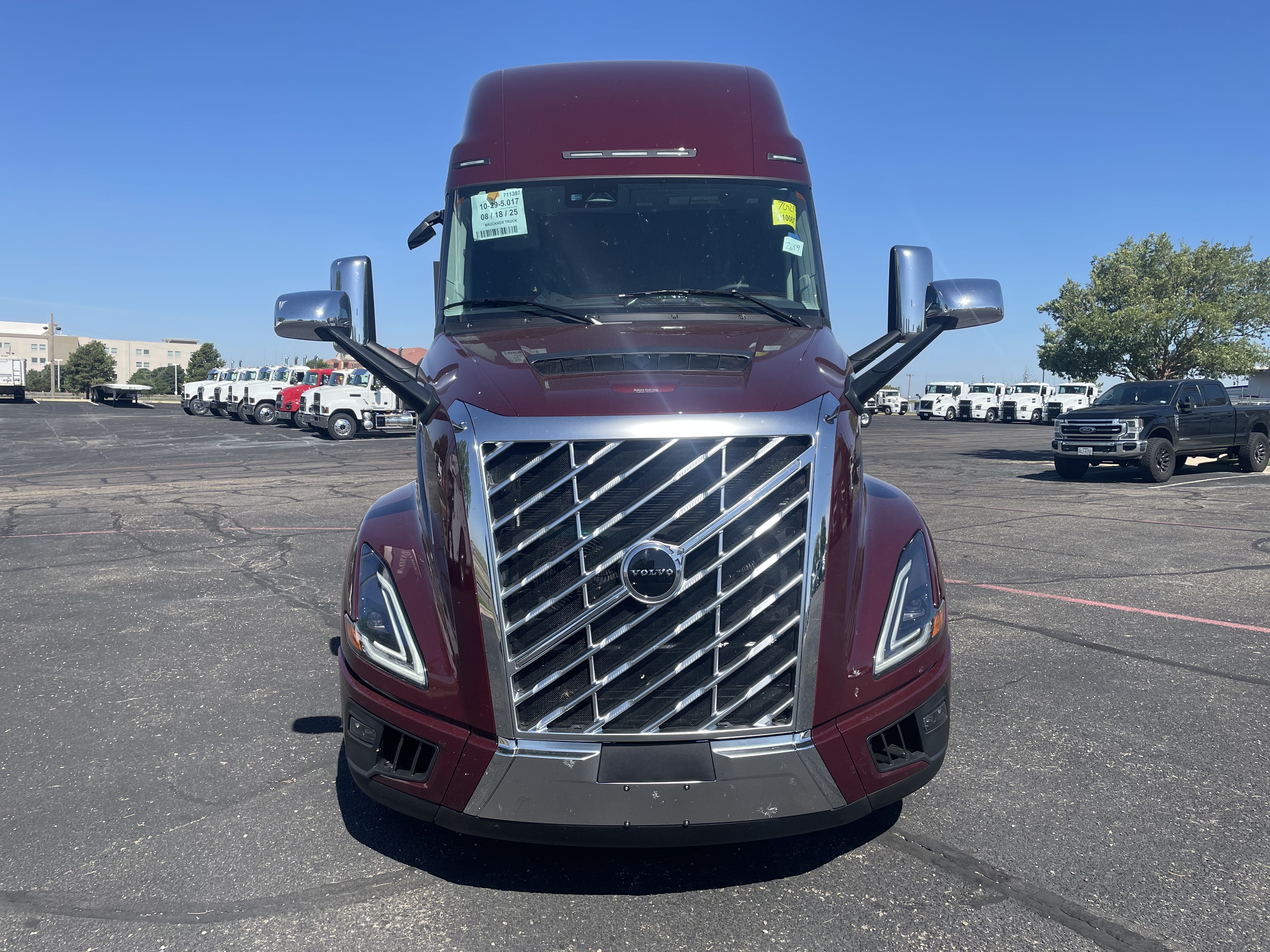 2026 Volvo - image 2