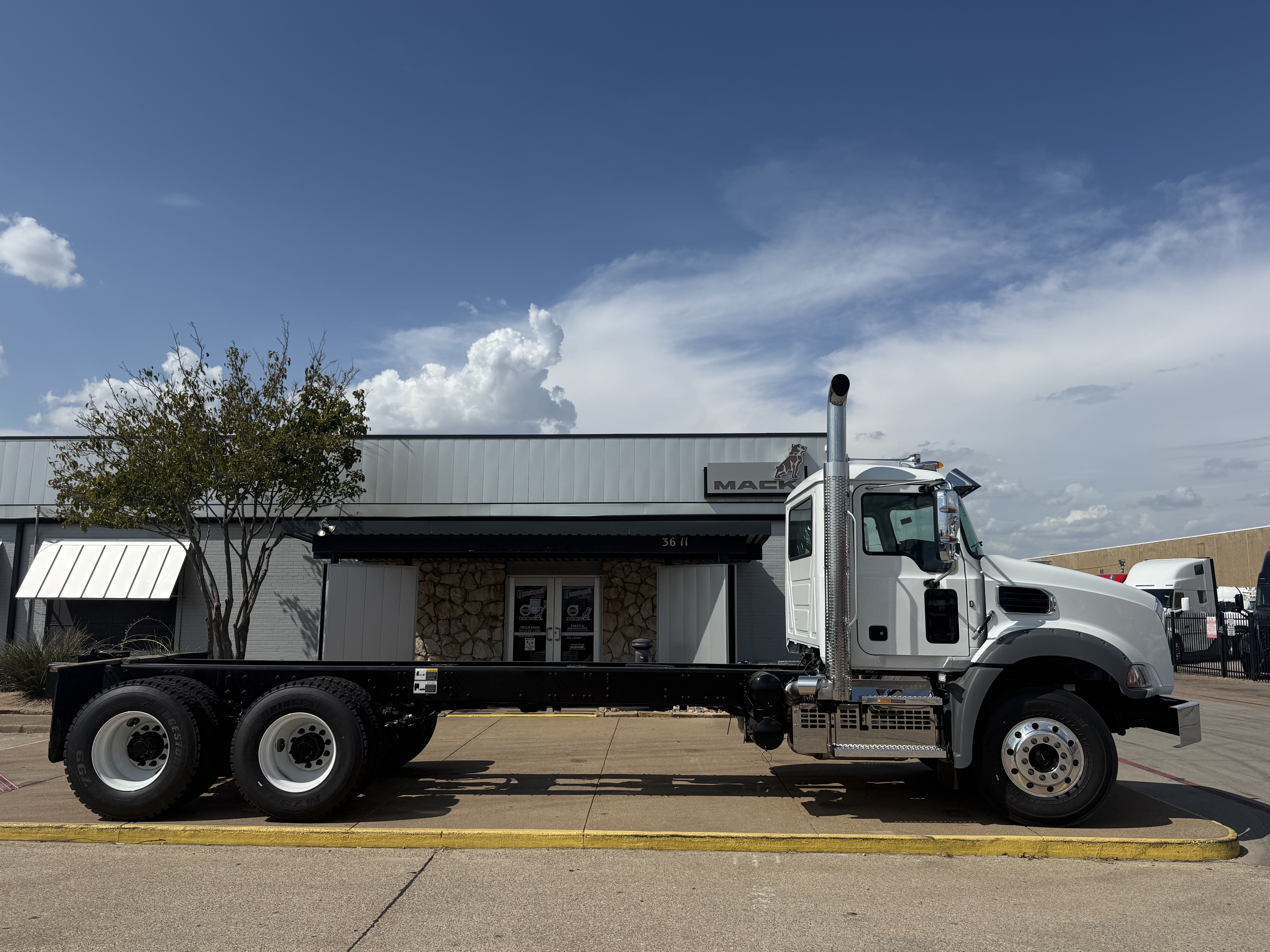2026 Mack - image 4
