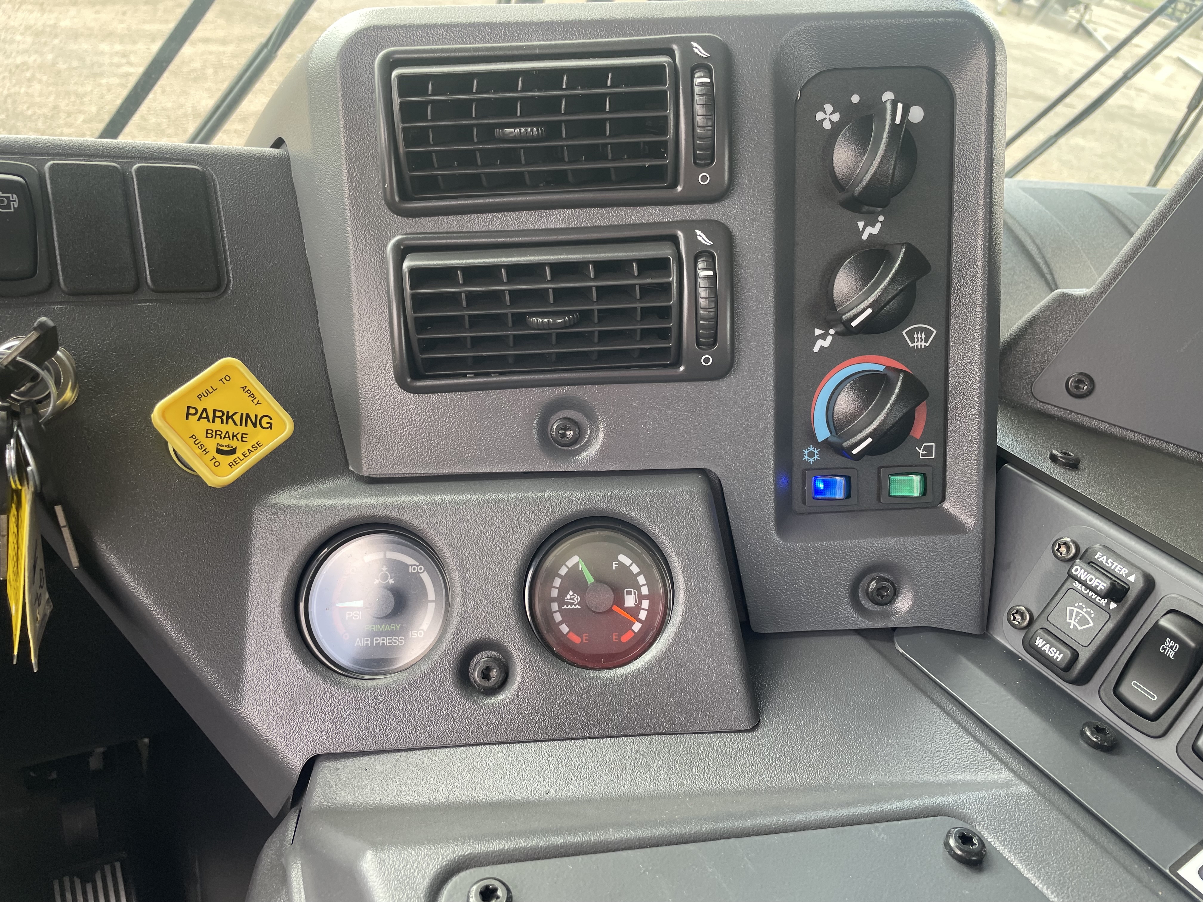 2026 Mack - image 15