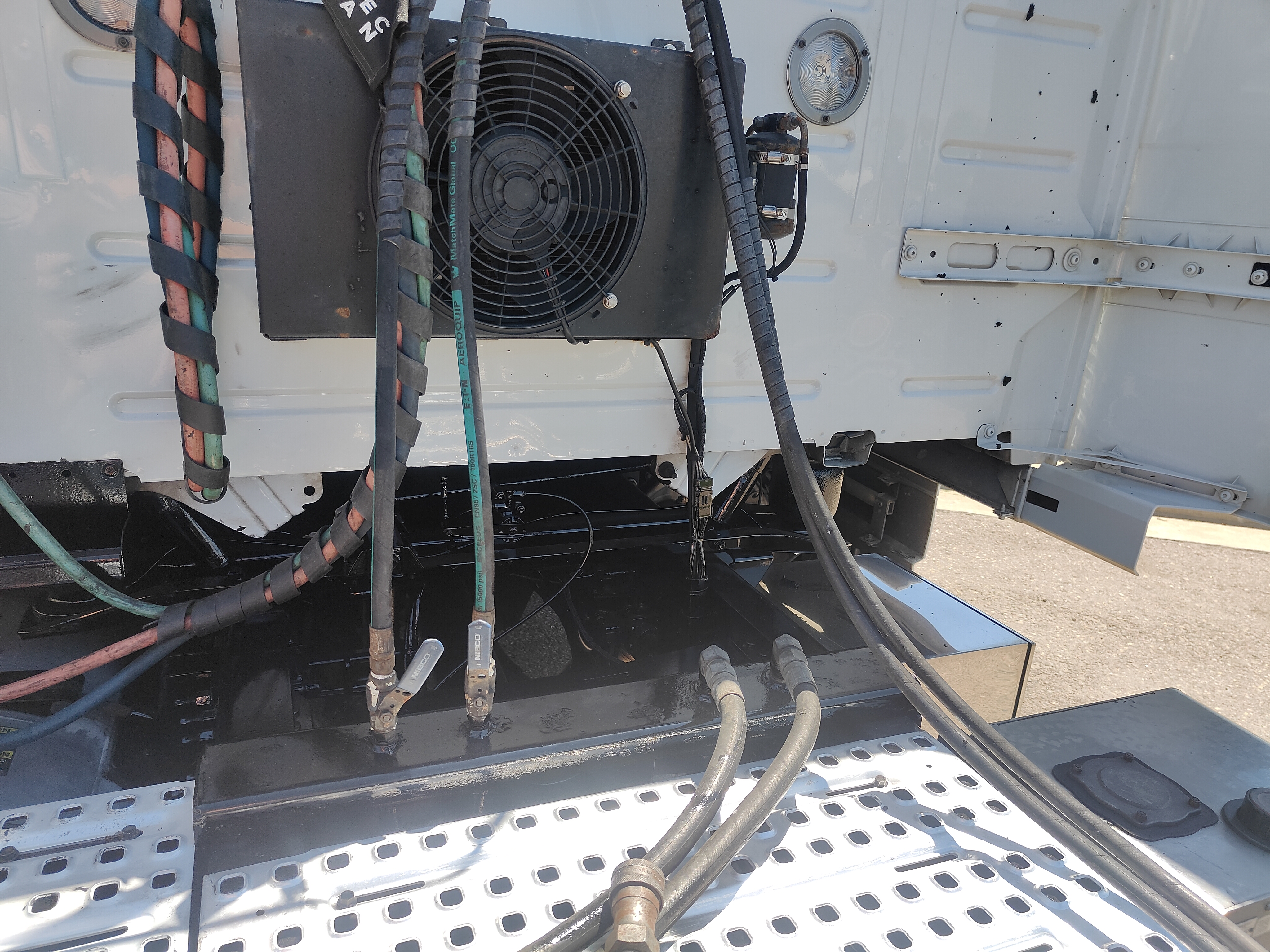 2021 Volvo - image 15