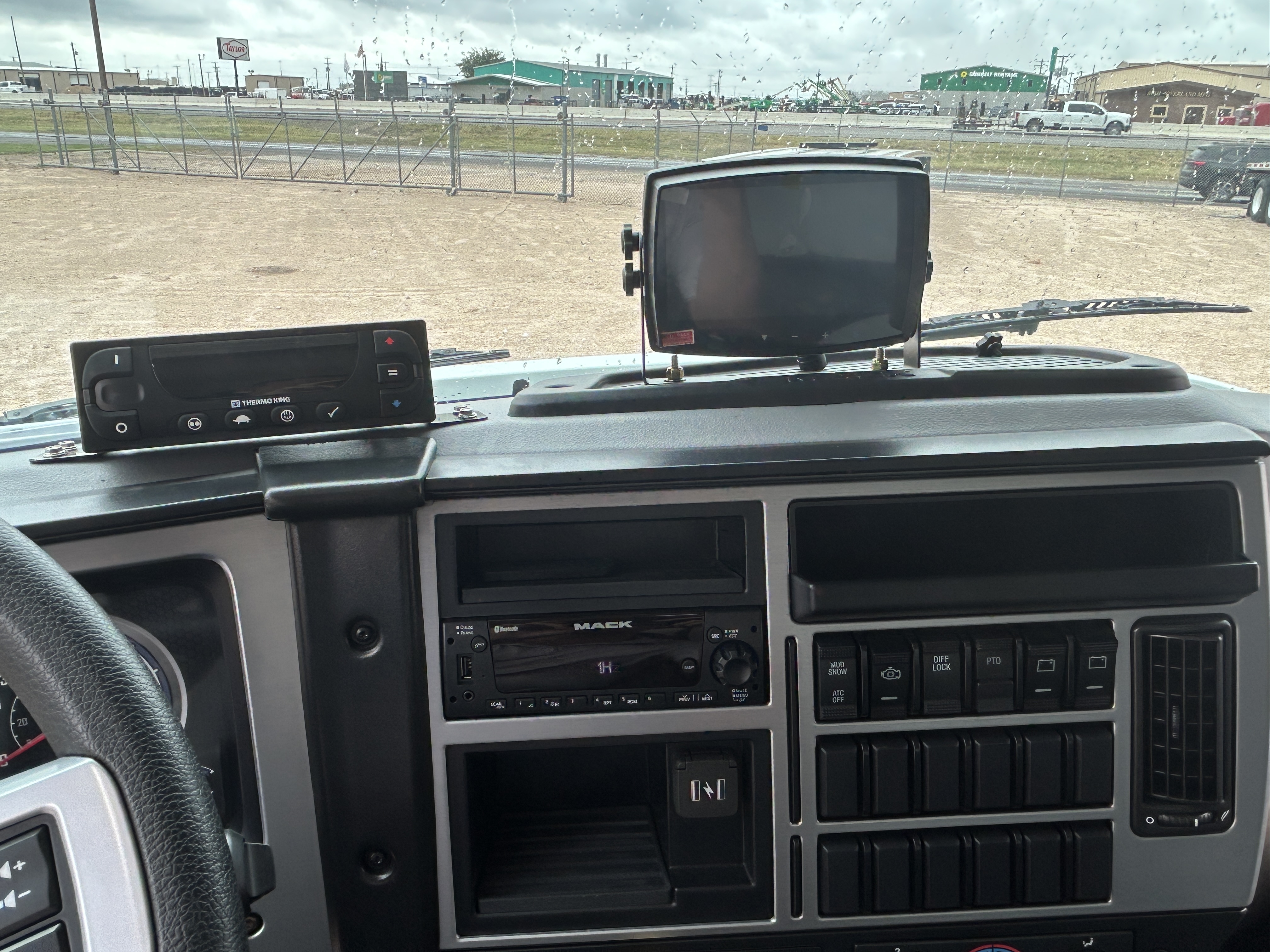 2026 Mack - image 10