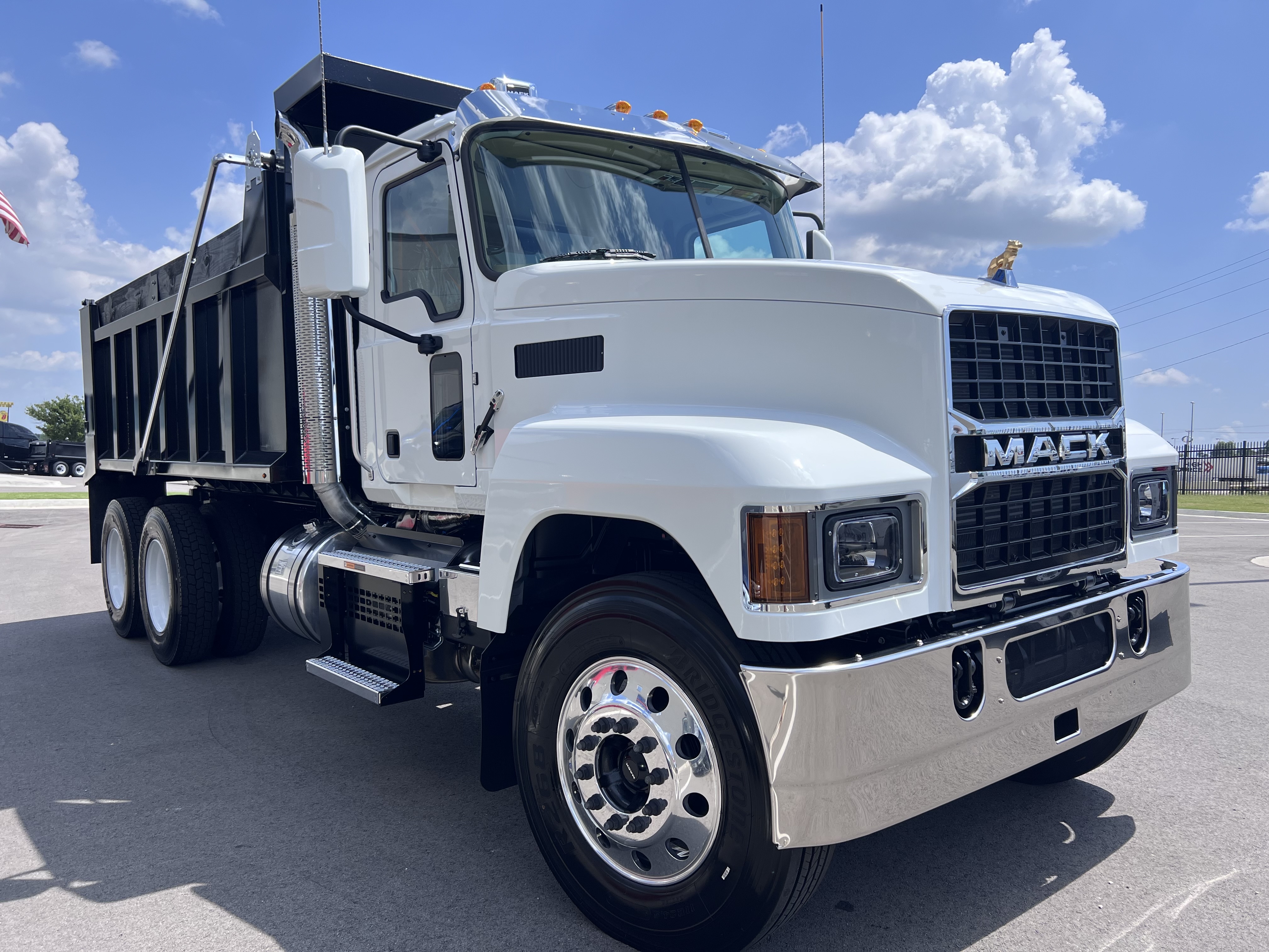 2026 Mack - image 10