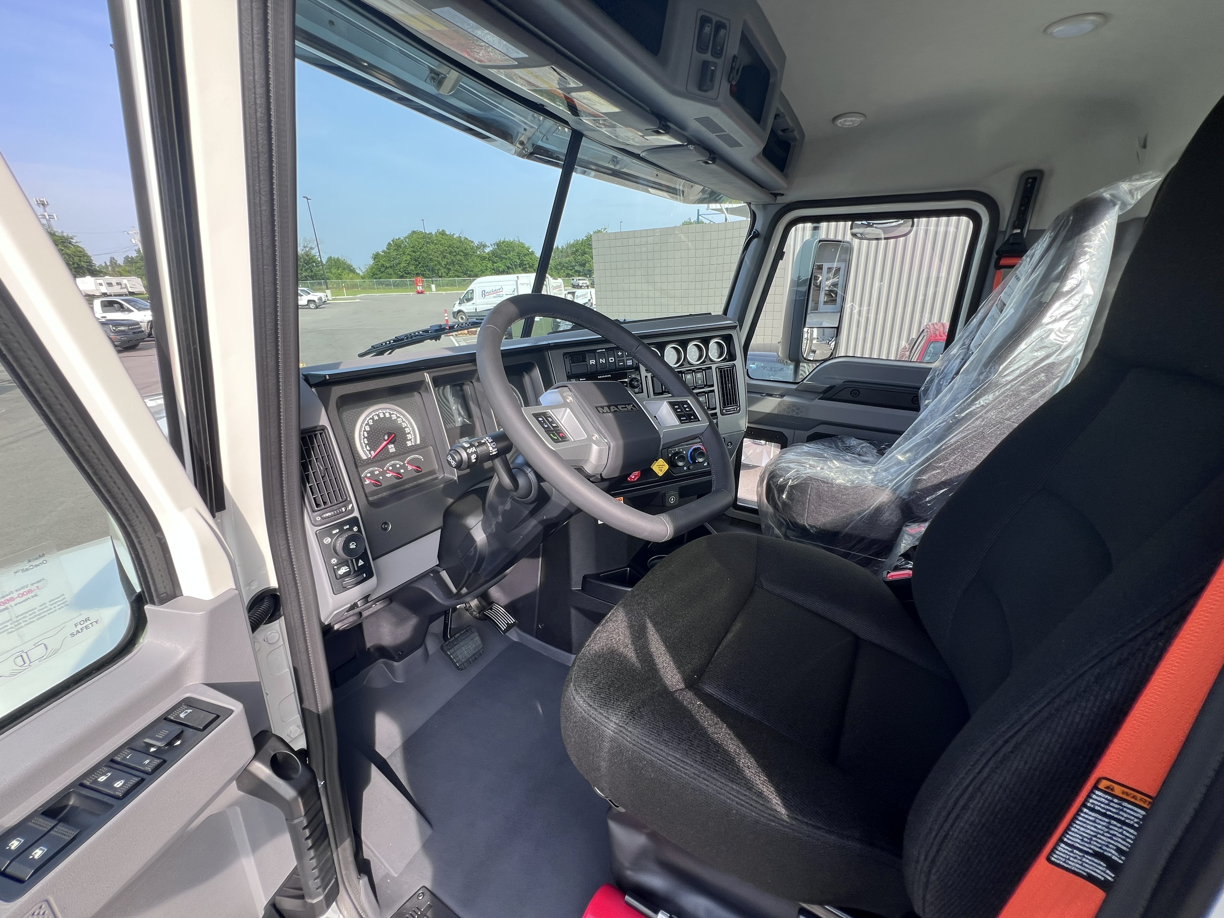 2026 Mack - image 13