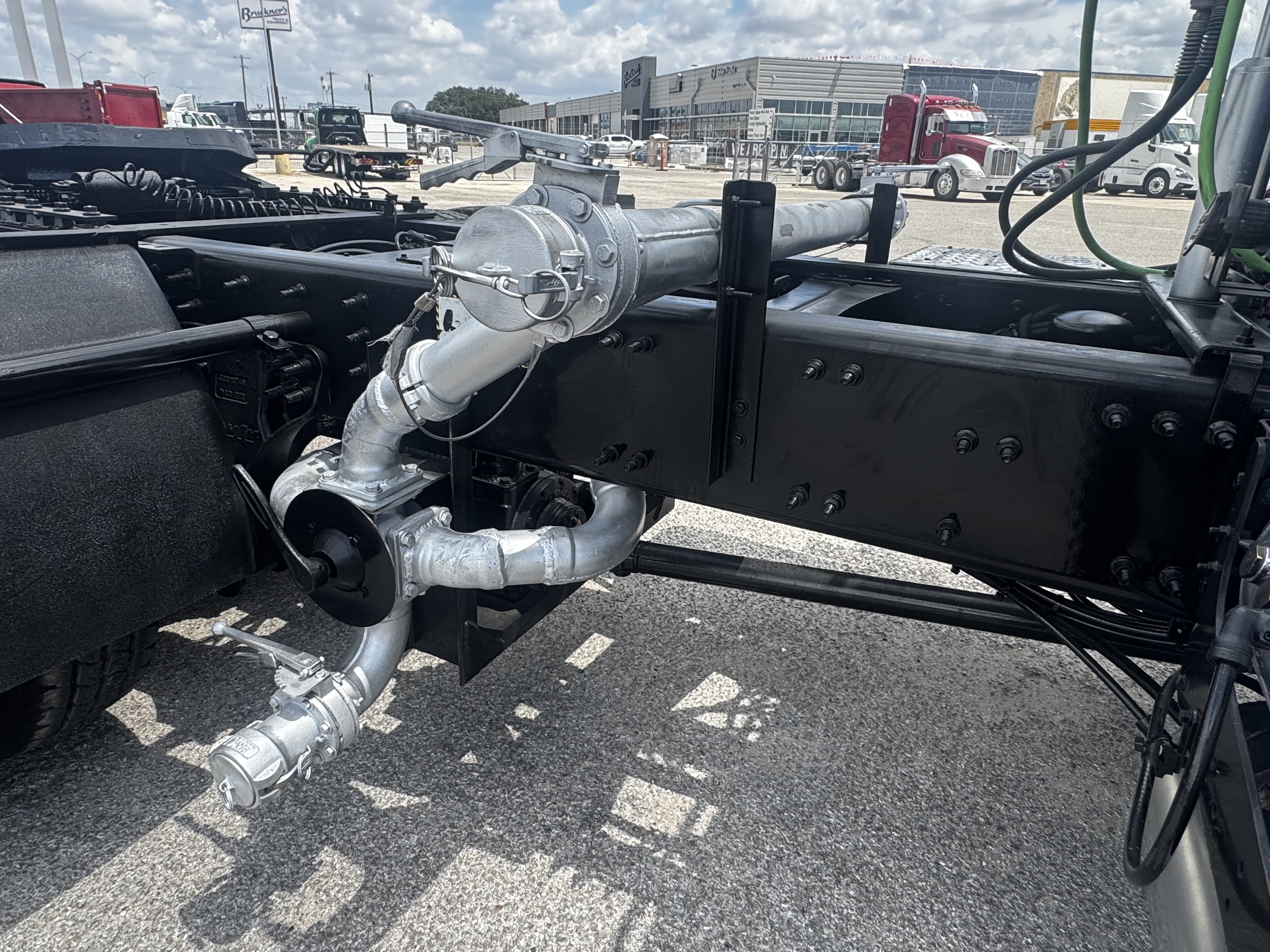 2024 Mack - image 10