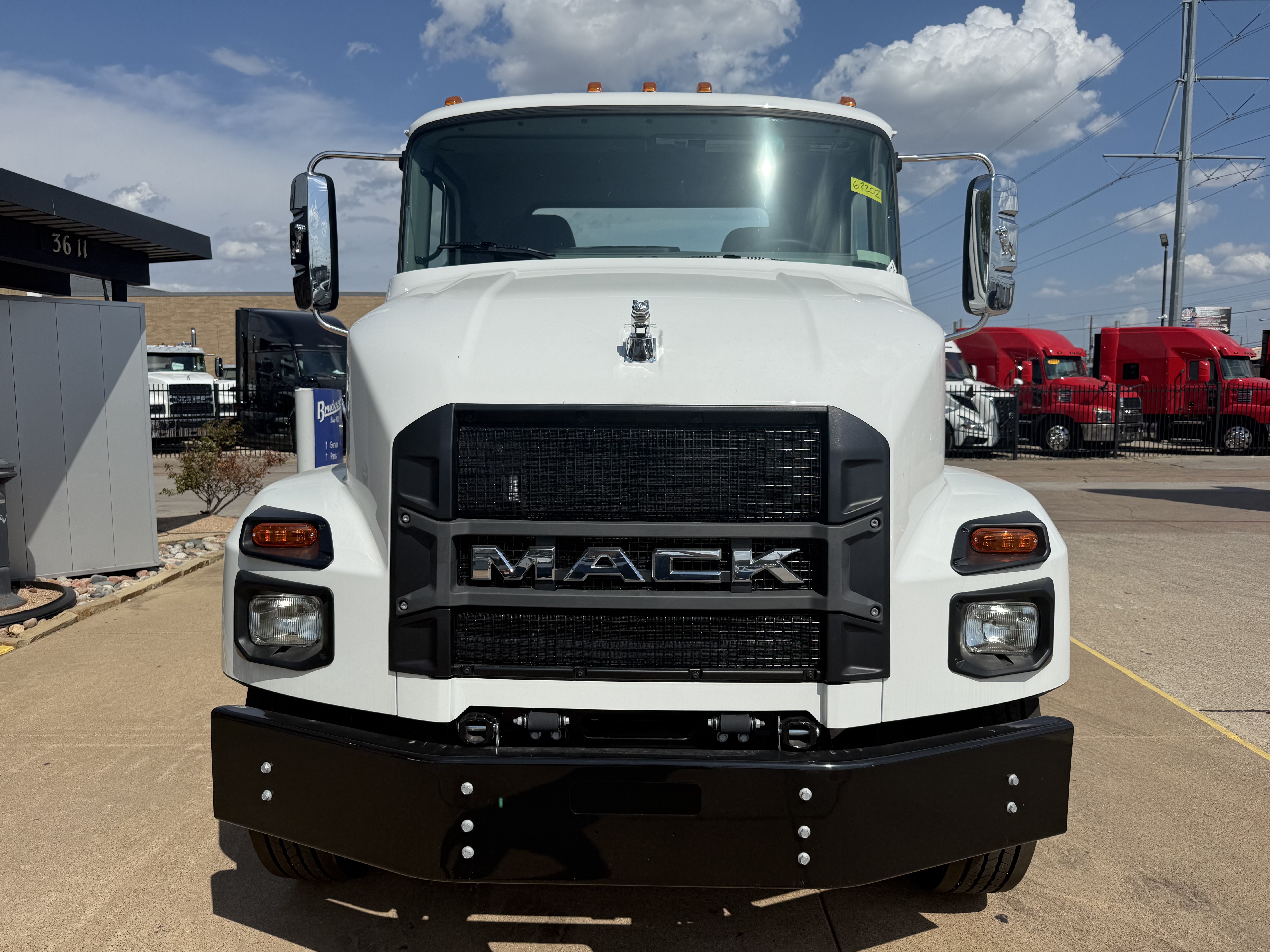 2025 Mack - image 2