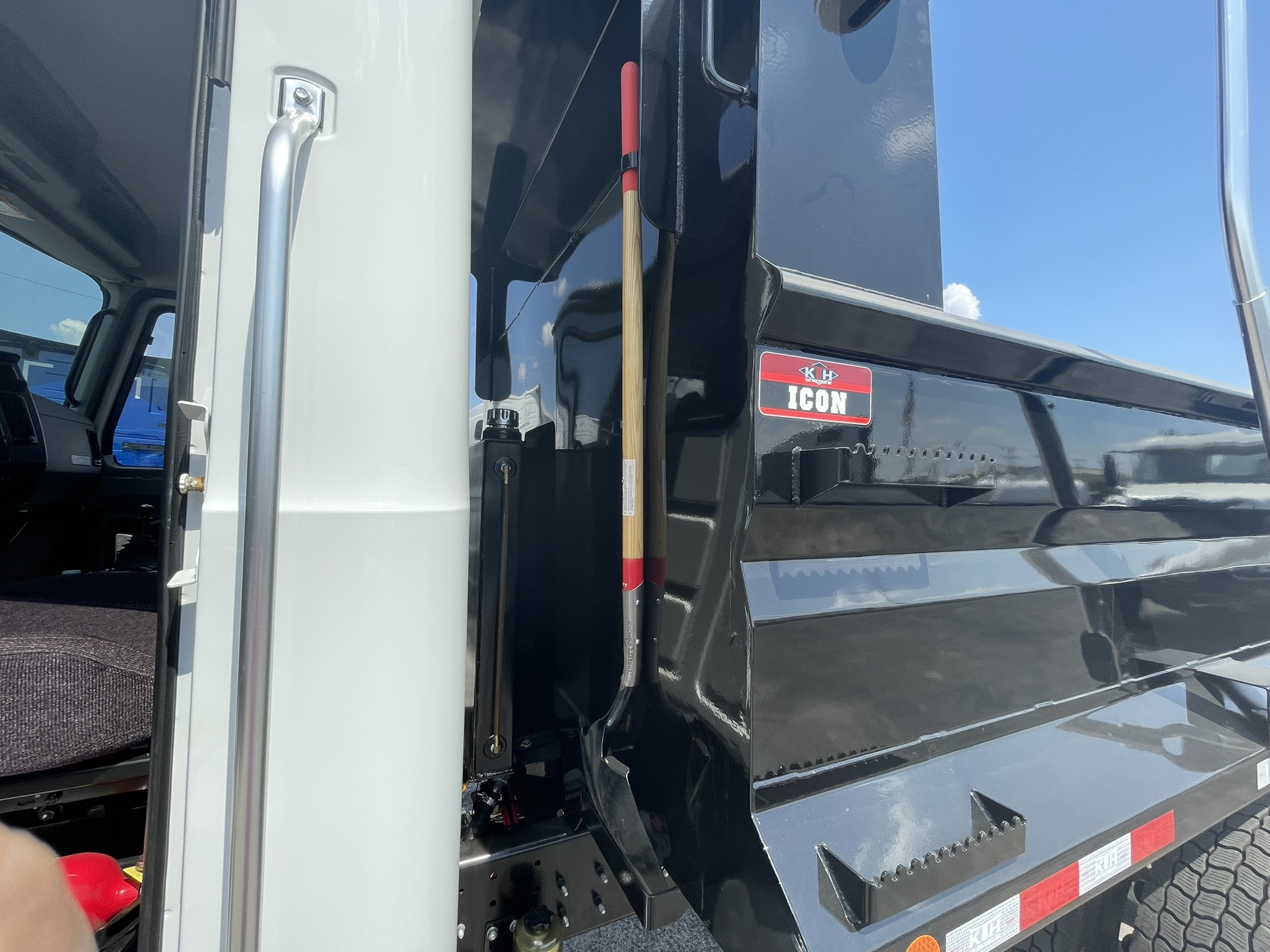 2026 Mack - image 16