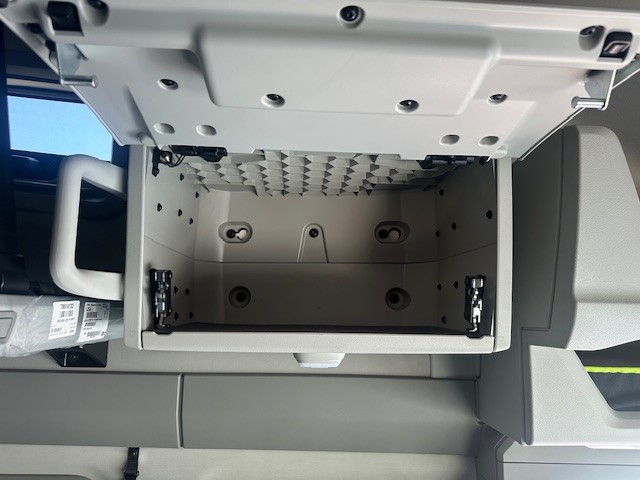 2026 Volvo - image 20