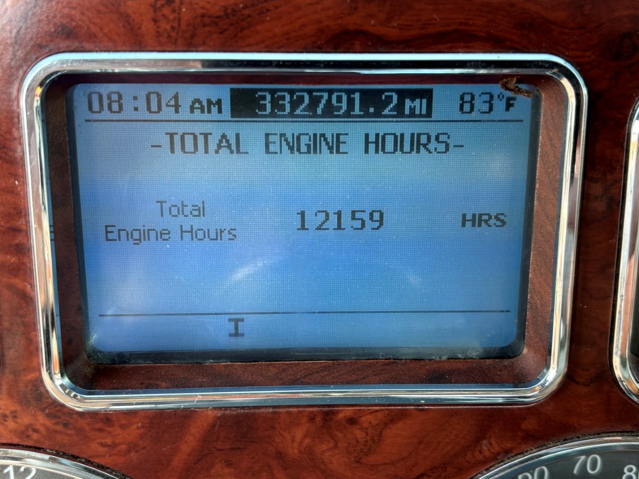 2016 Mack Pinnacle - image 27