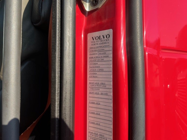 2023 Volvo - image 20