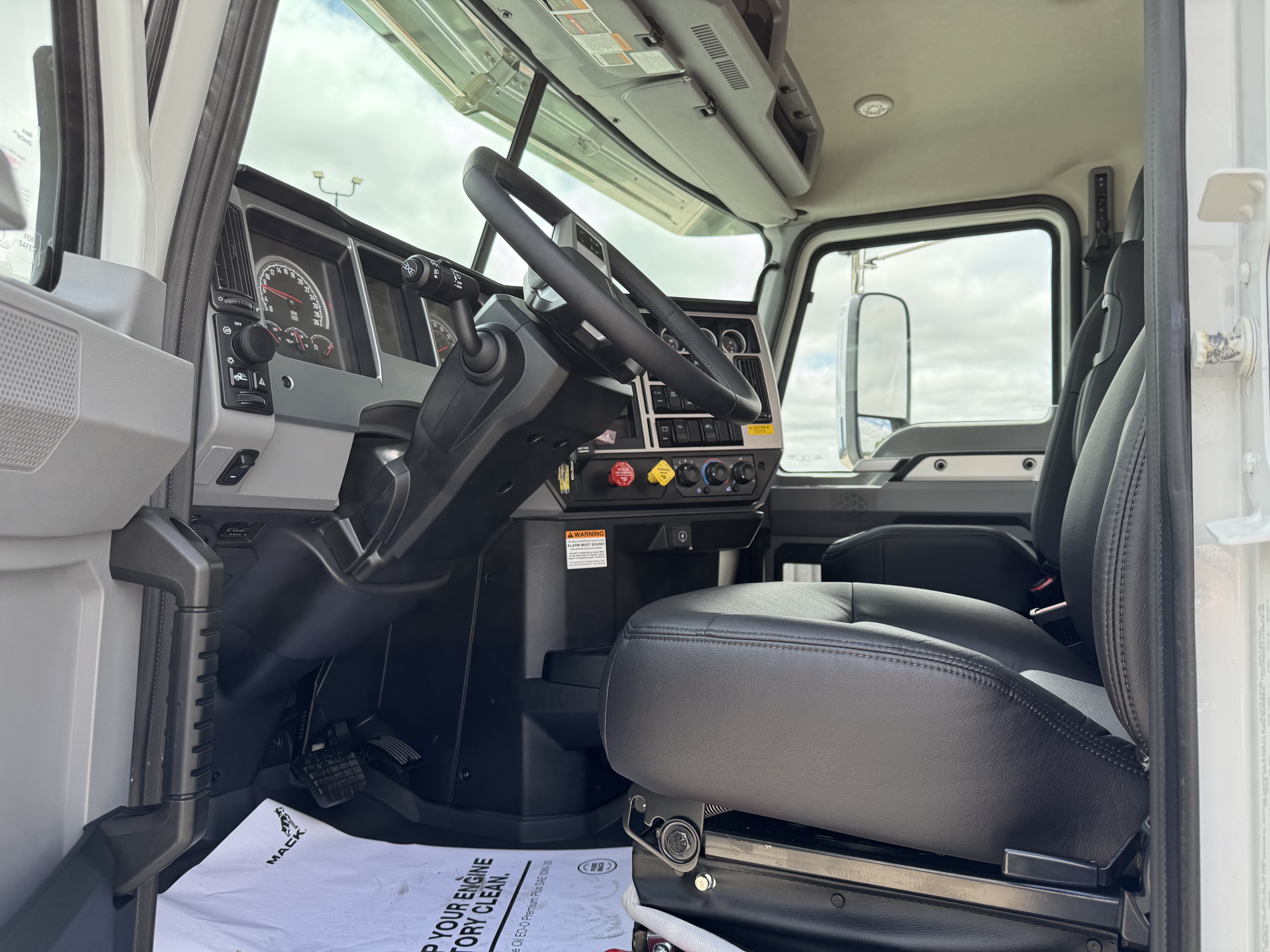 2026 Mack - image 9