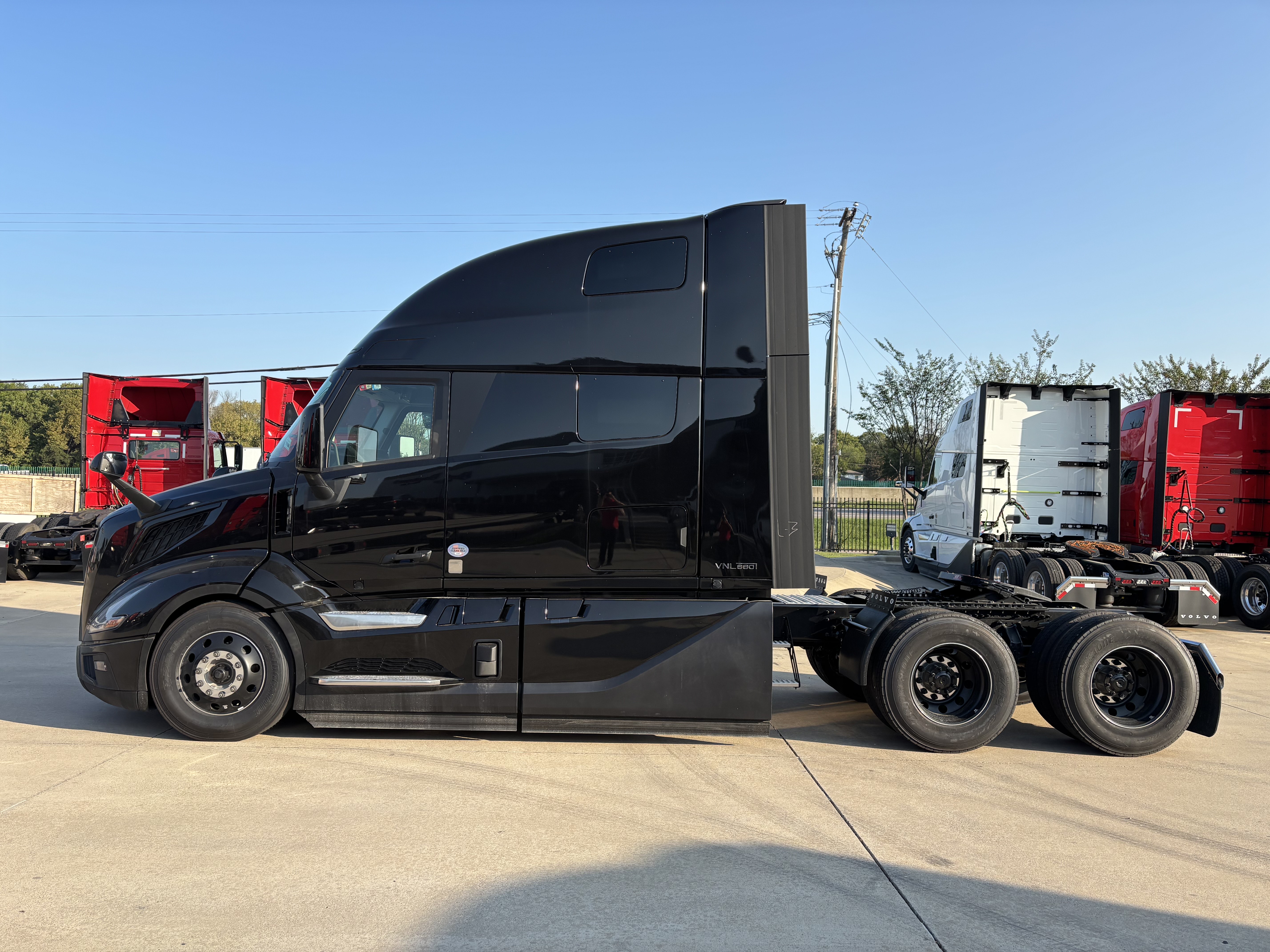 2026 Volvo - image 2