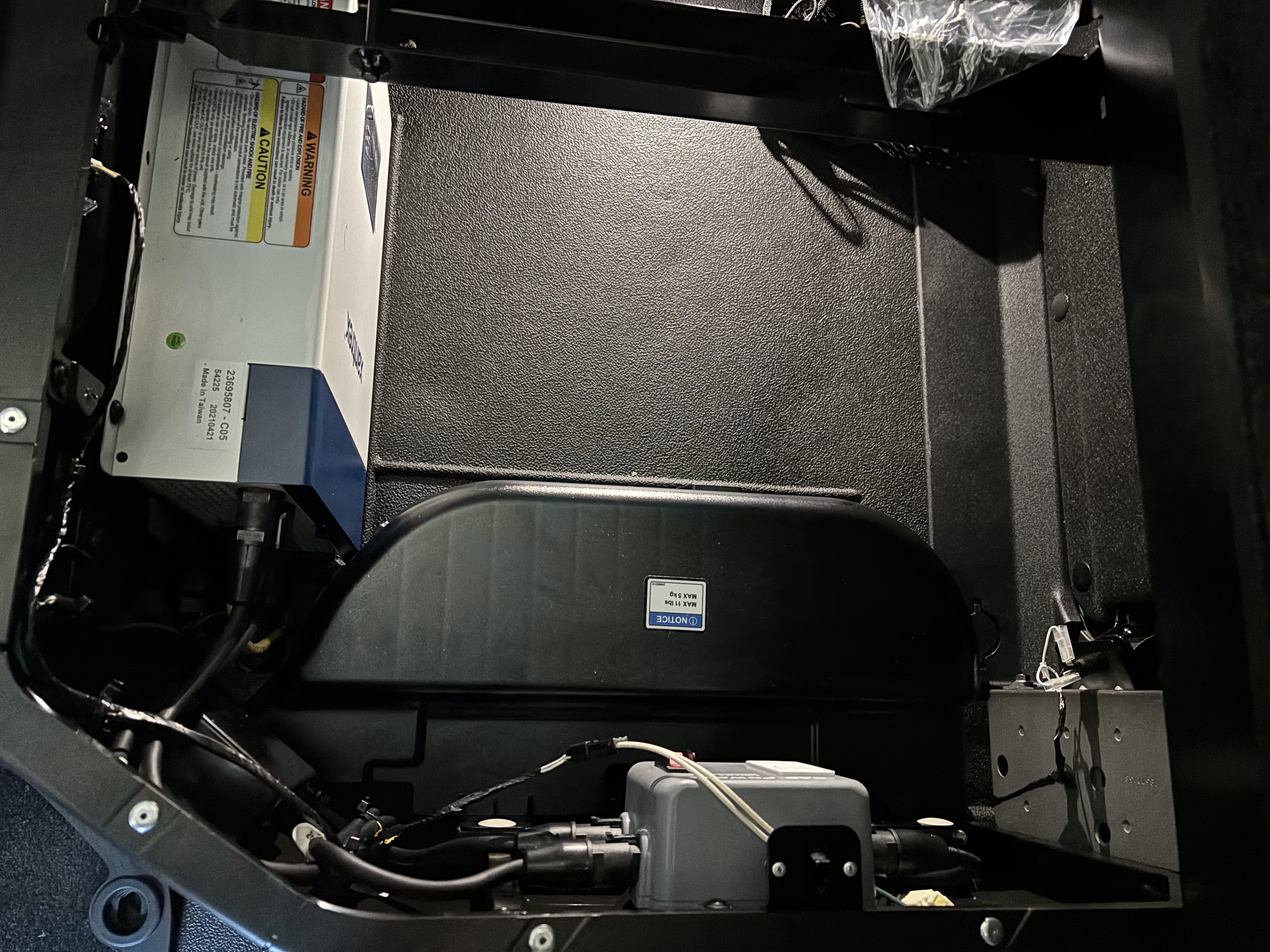 2026 Volvo - image 15