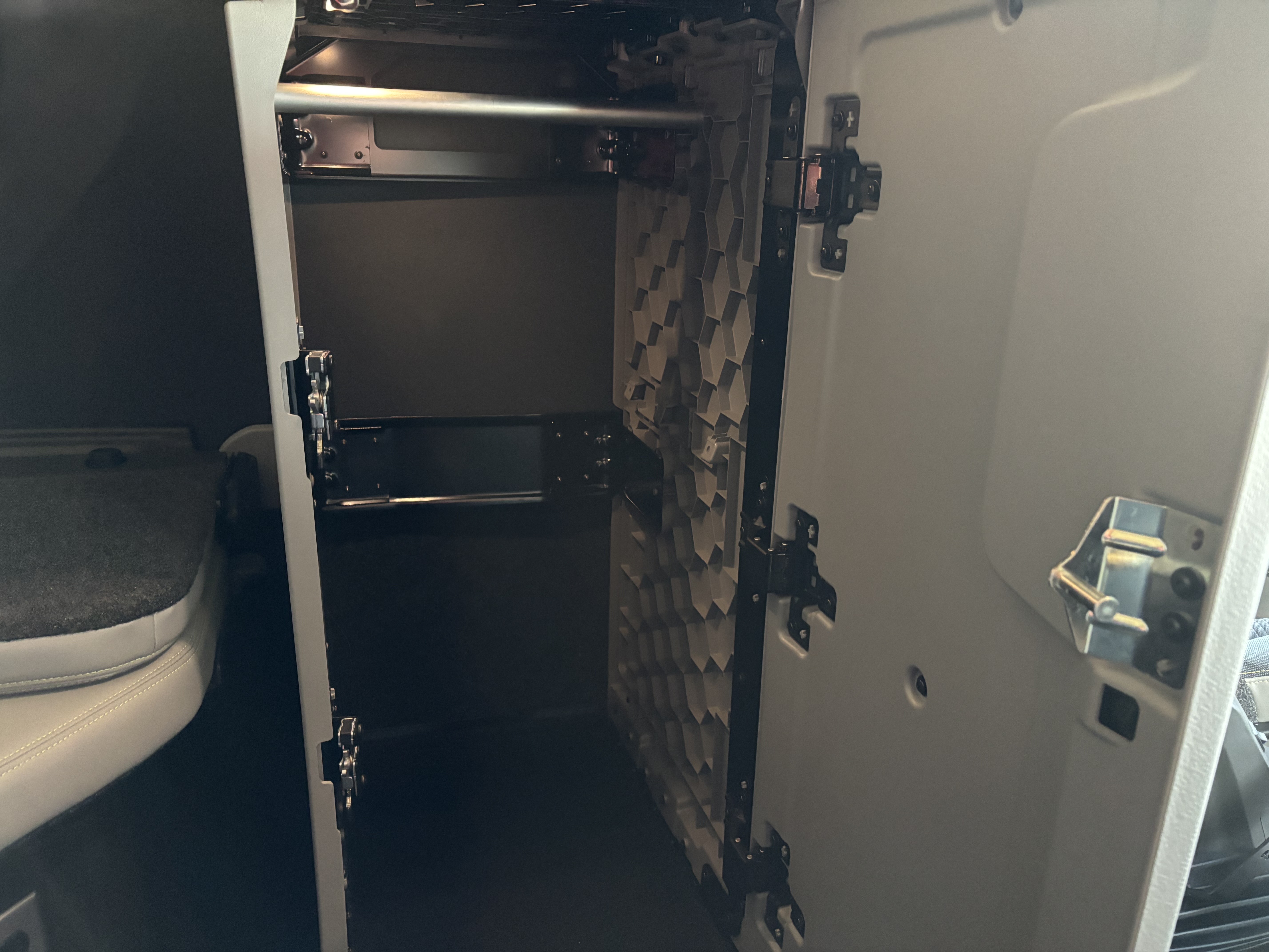 2026 Volvo - image 22