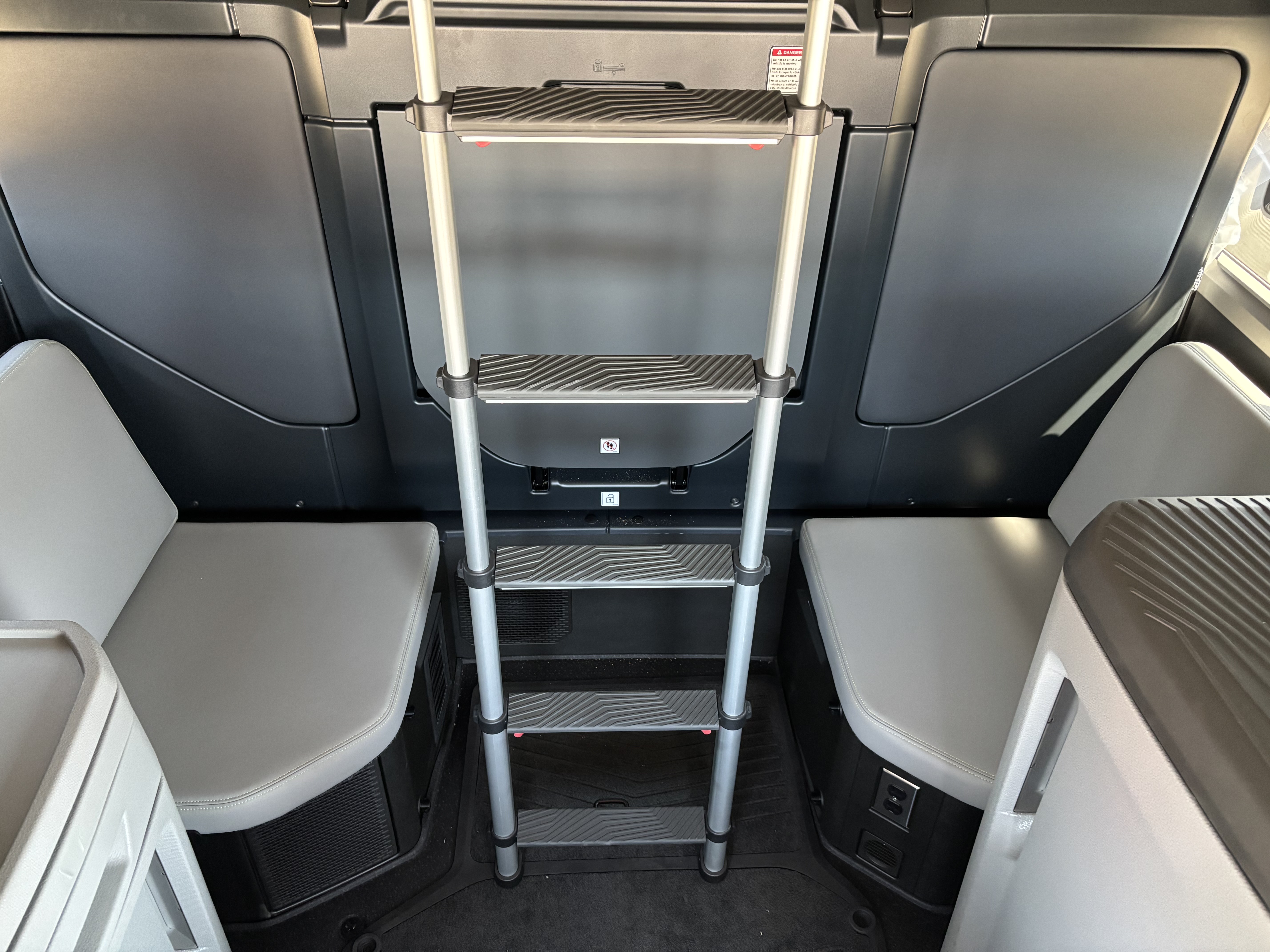 2026 Volvo - image 10