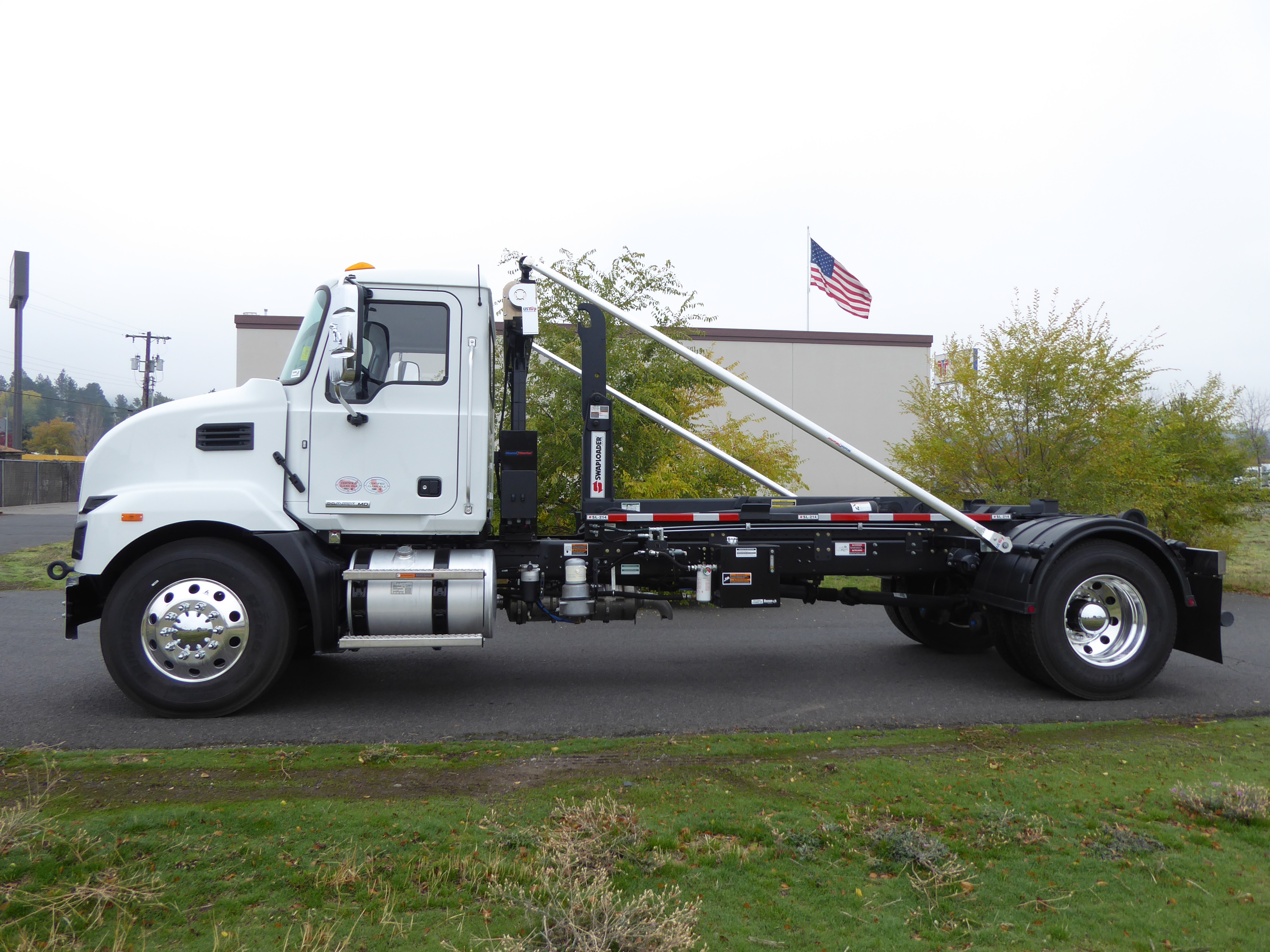 2025 Mack - image 17